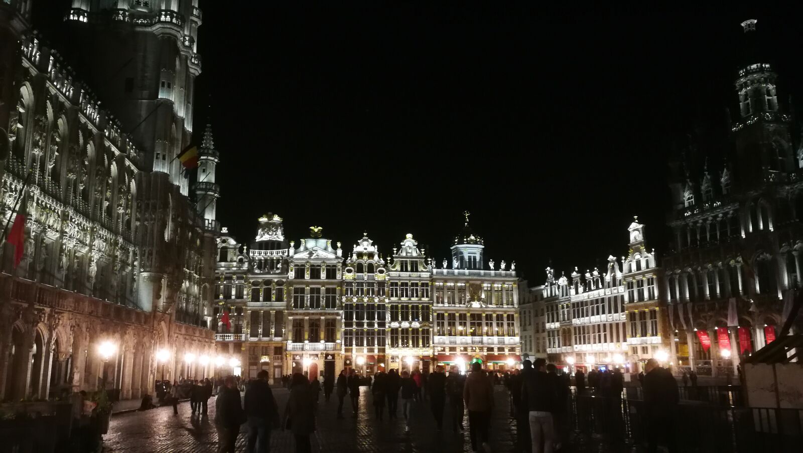 HUAWEI P10 sample photo. Place, brussels, night photography