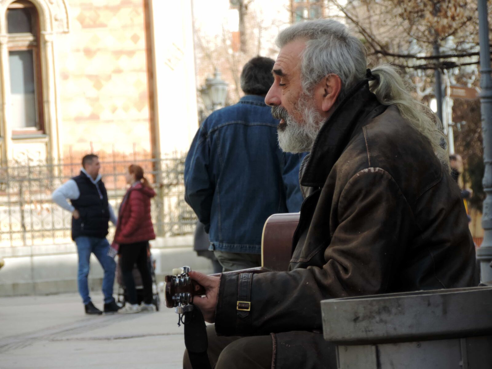 Nikon Coolpix P520 sample photo. Guitarist, musician, man, people photography