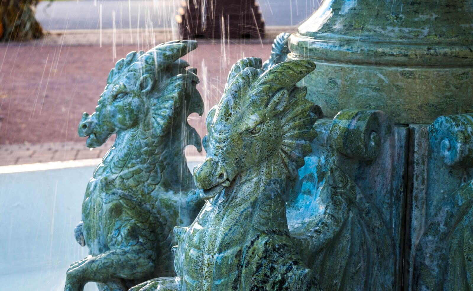 Fujifilm X-T1 + Fujifilm XF 60mm F2.4 R Macro sample photo. Dragons, fountain, water photography