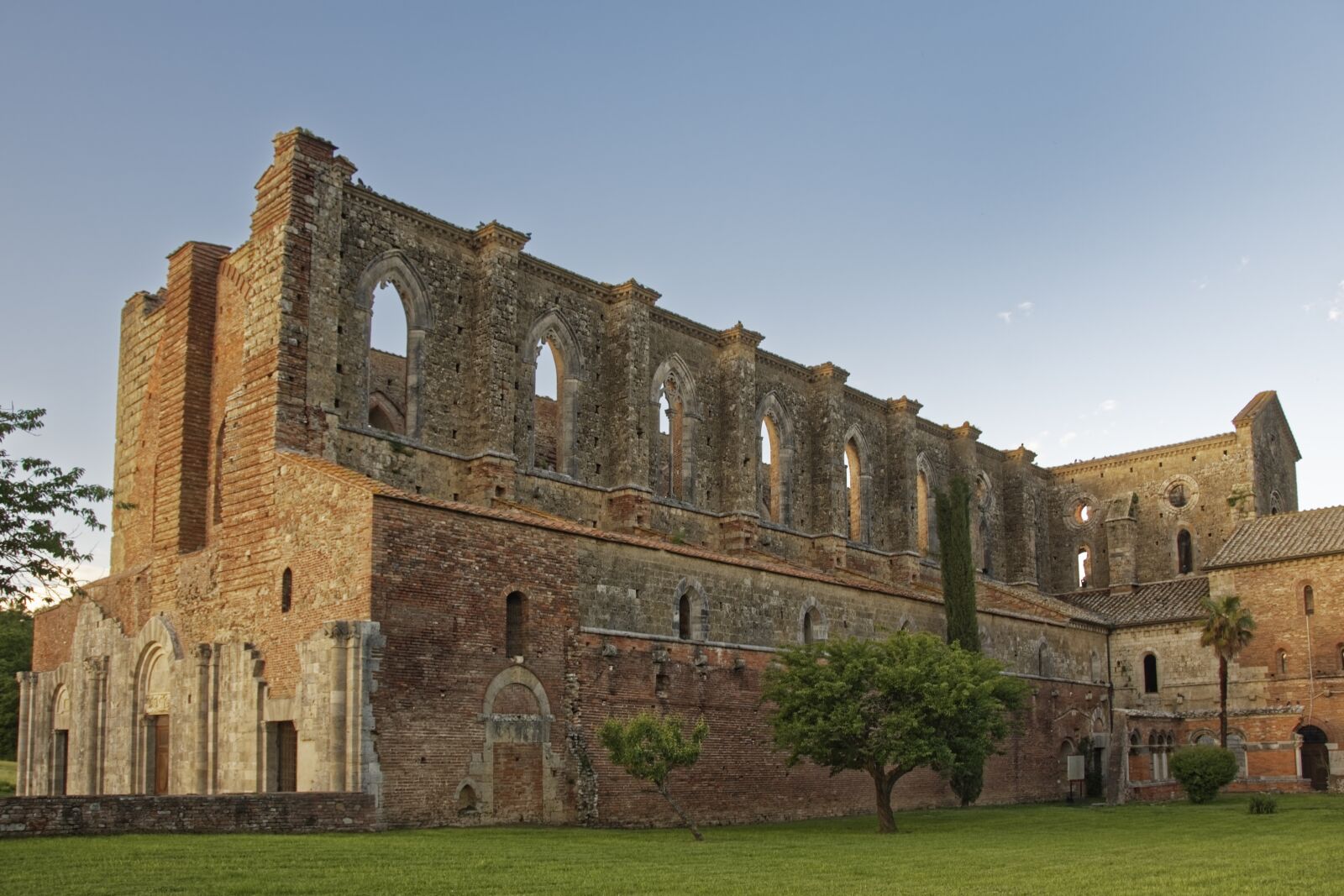 Nikon D500 sample photo. Italy, tuscany, abbazia san photography