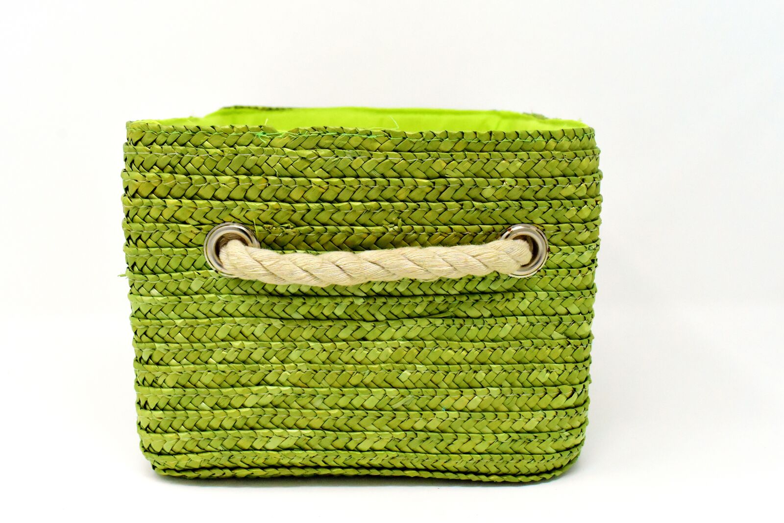Nikon D7200 sample photo. Basket, storage, color photography