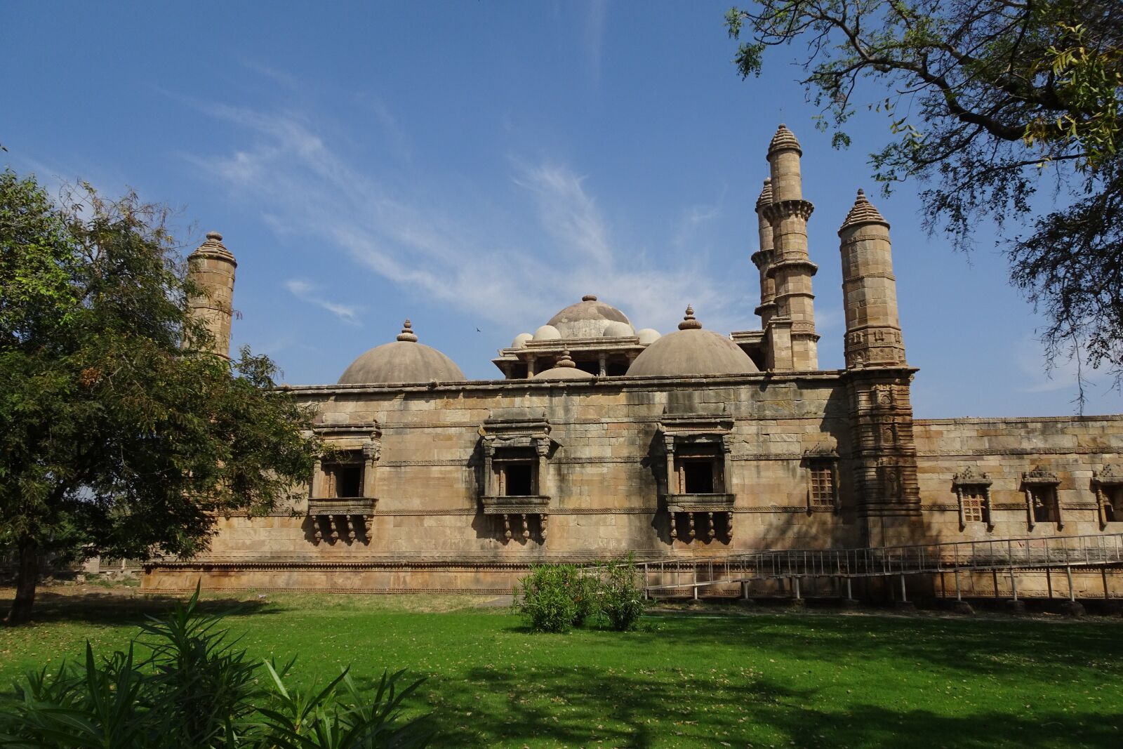 Sony Cyber-shot DSC-HX90V sample photo. Jama masjid, champaner-pavagadh, archaeological photography