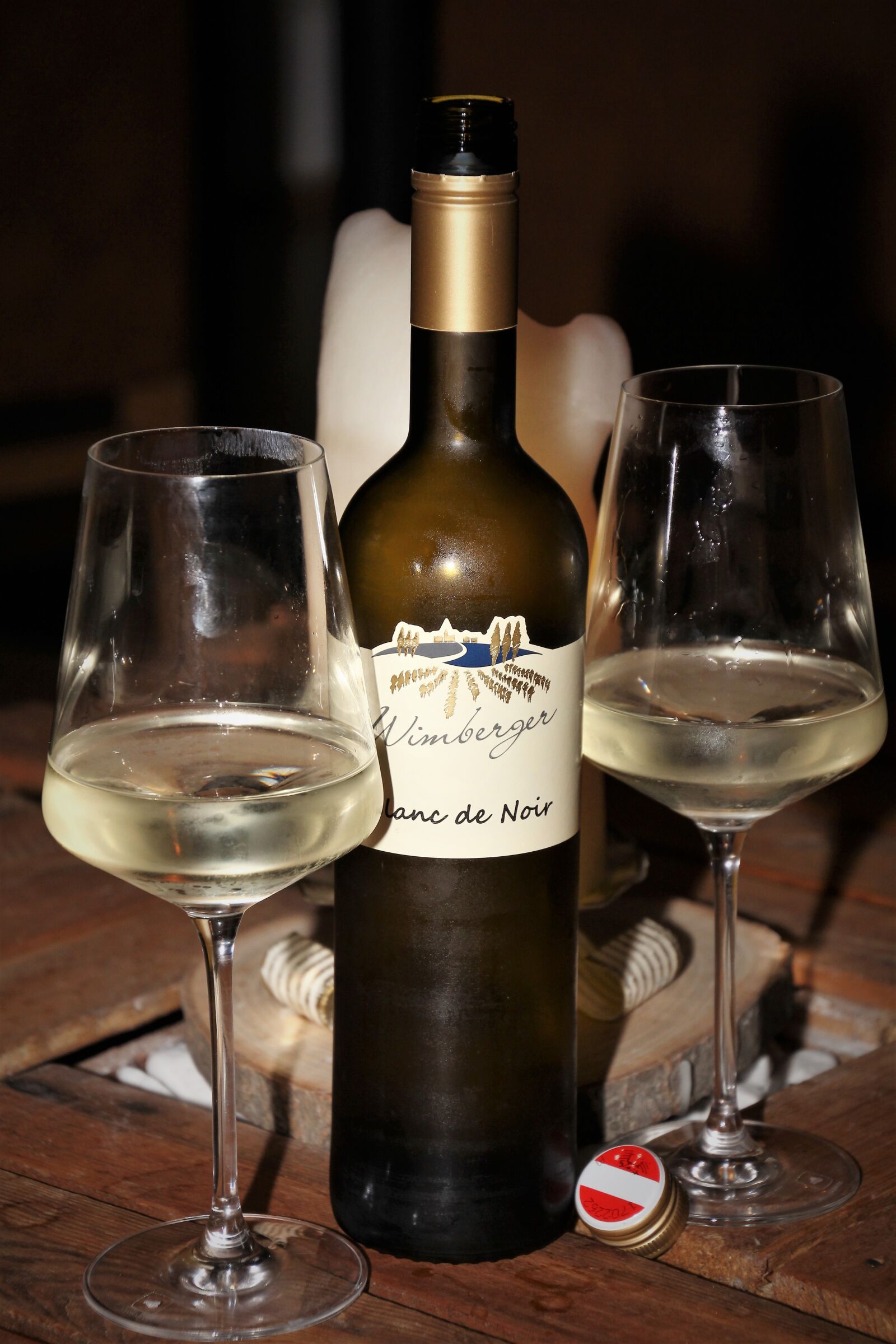 Canon EOS 60D sample photo. Wine, white wine, bottle photography