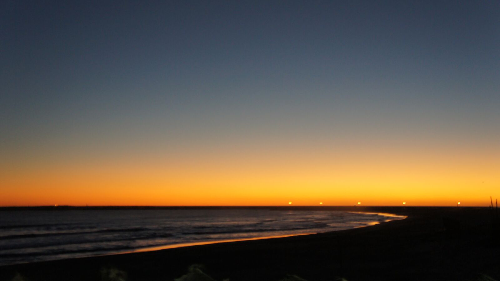 Sony Alpha NEX-5 sample photo. Sunset, summer, beach photography