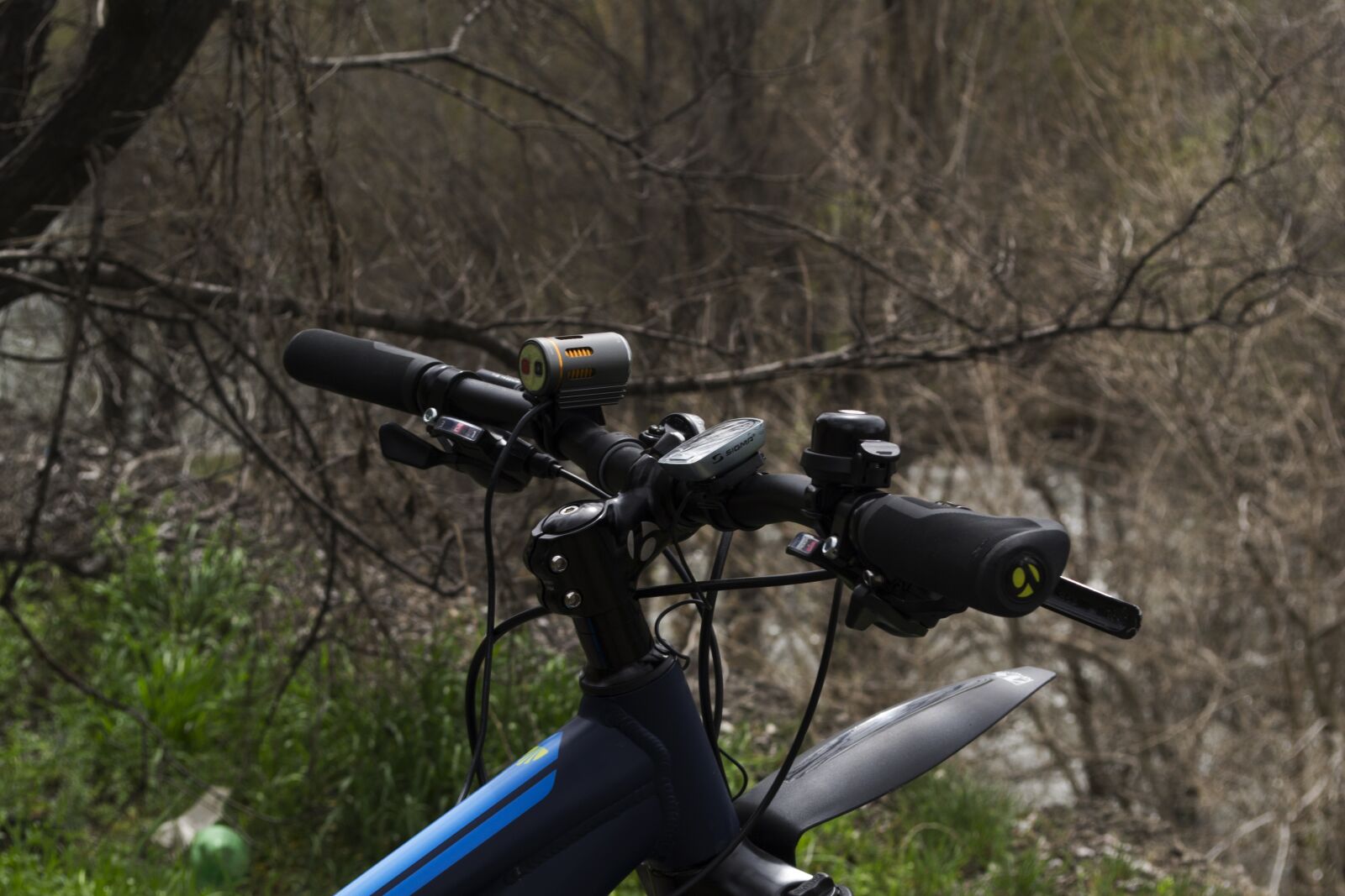 Nikon D3100 sample photo. Bike, road, bicycle photography