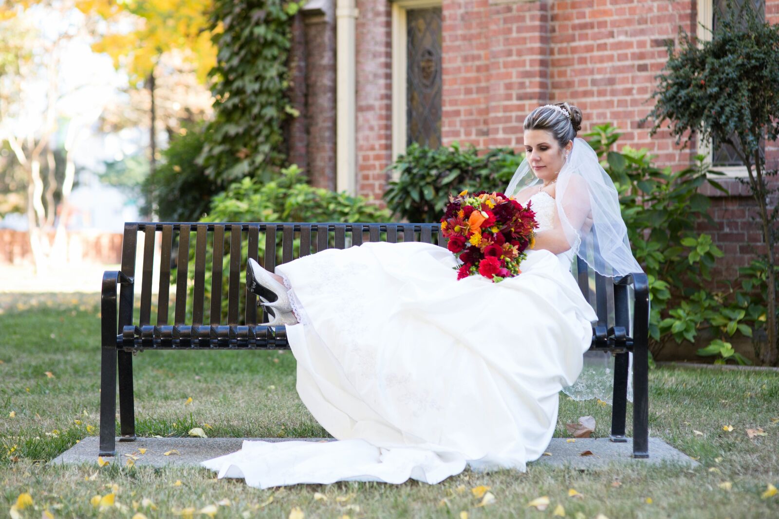 Canon EOS 5D Mark III sample photo. Bride, woman, happy photography