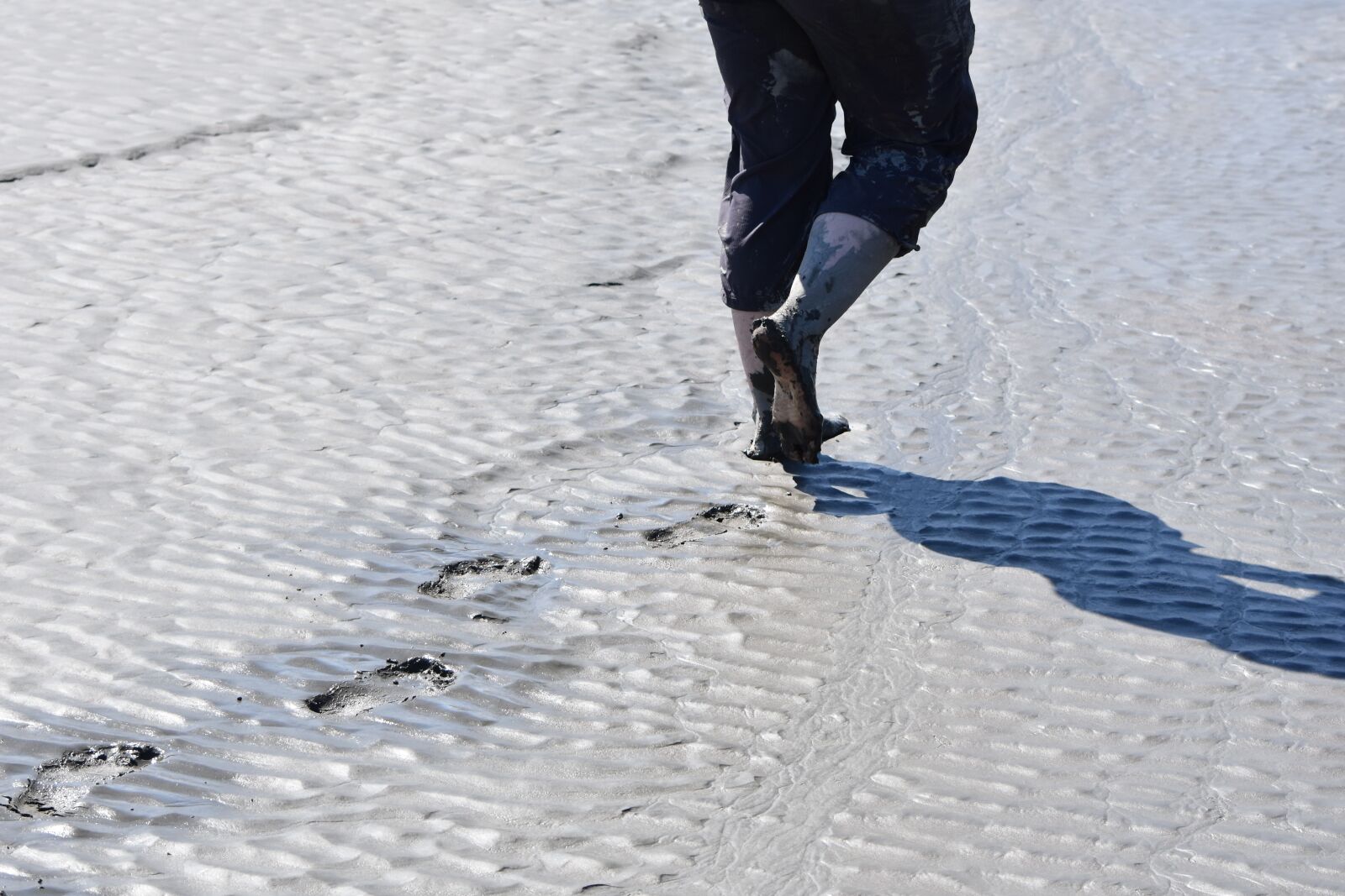 Nikon D7200 sample photo. Footprints, beach, sand photography