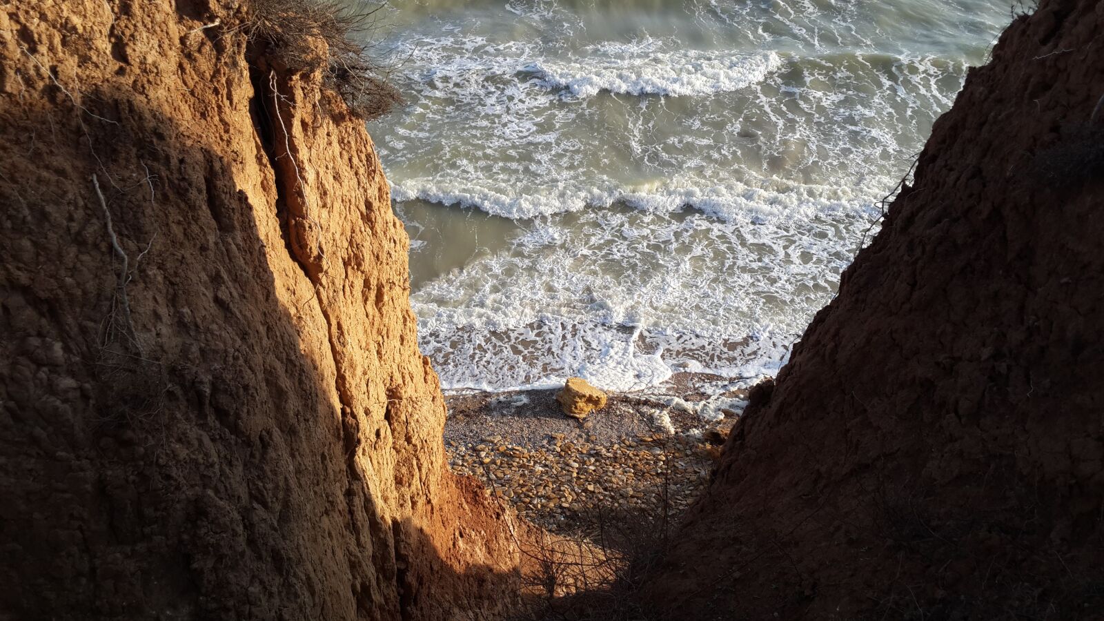 Samsung Galaxy S4 sample photo. Sea, canyon, stone photography
