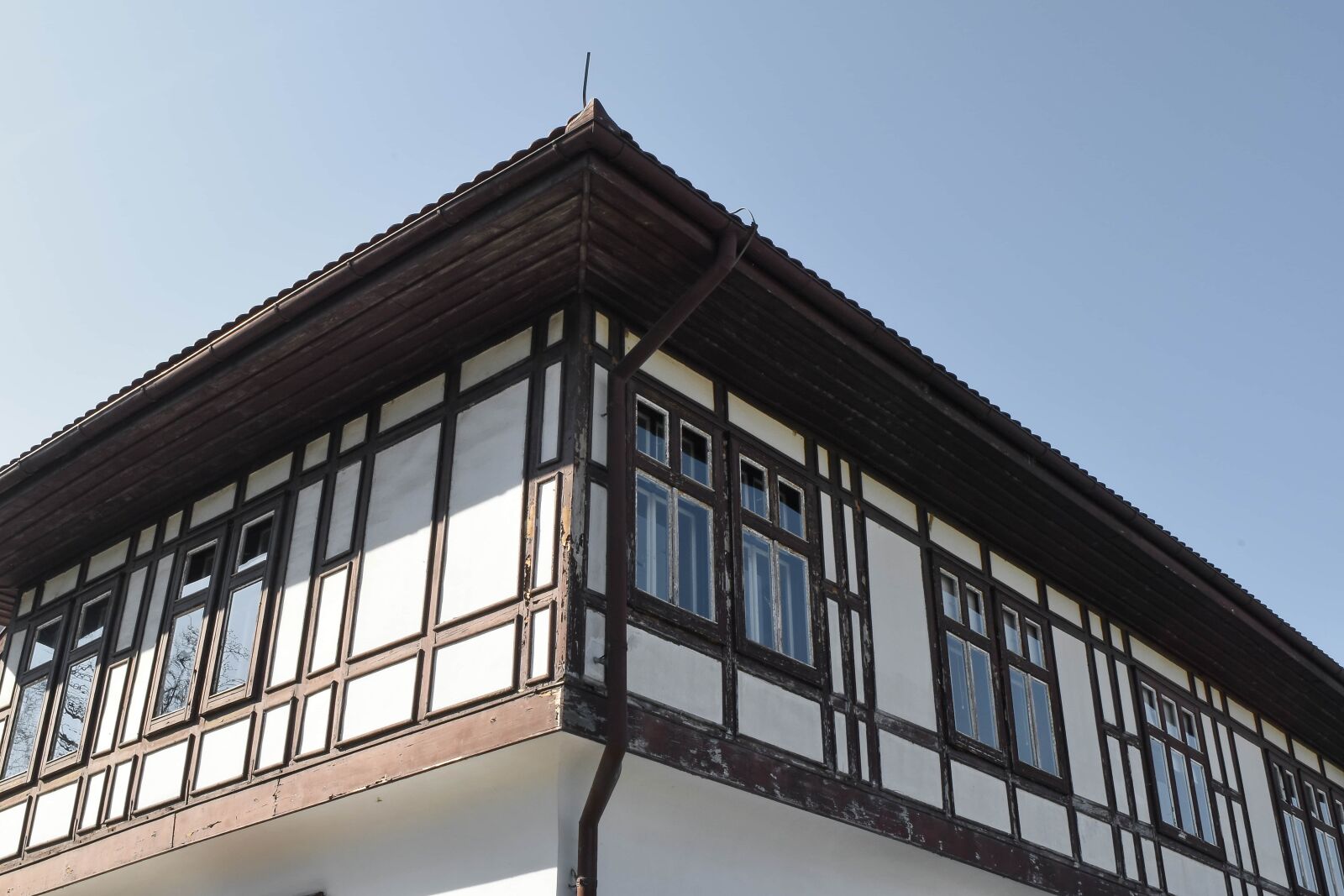Nikon D5500 sample photo. Structure, building, architecture, house photography