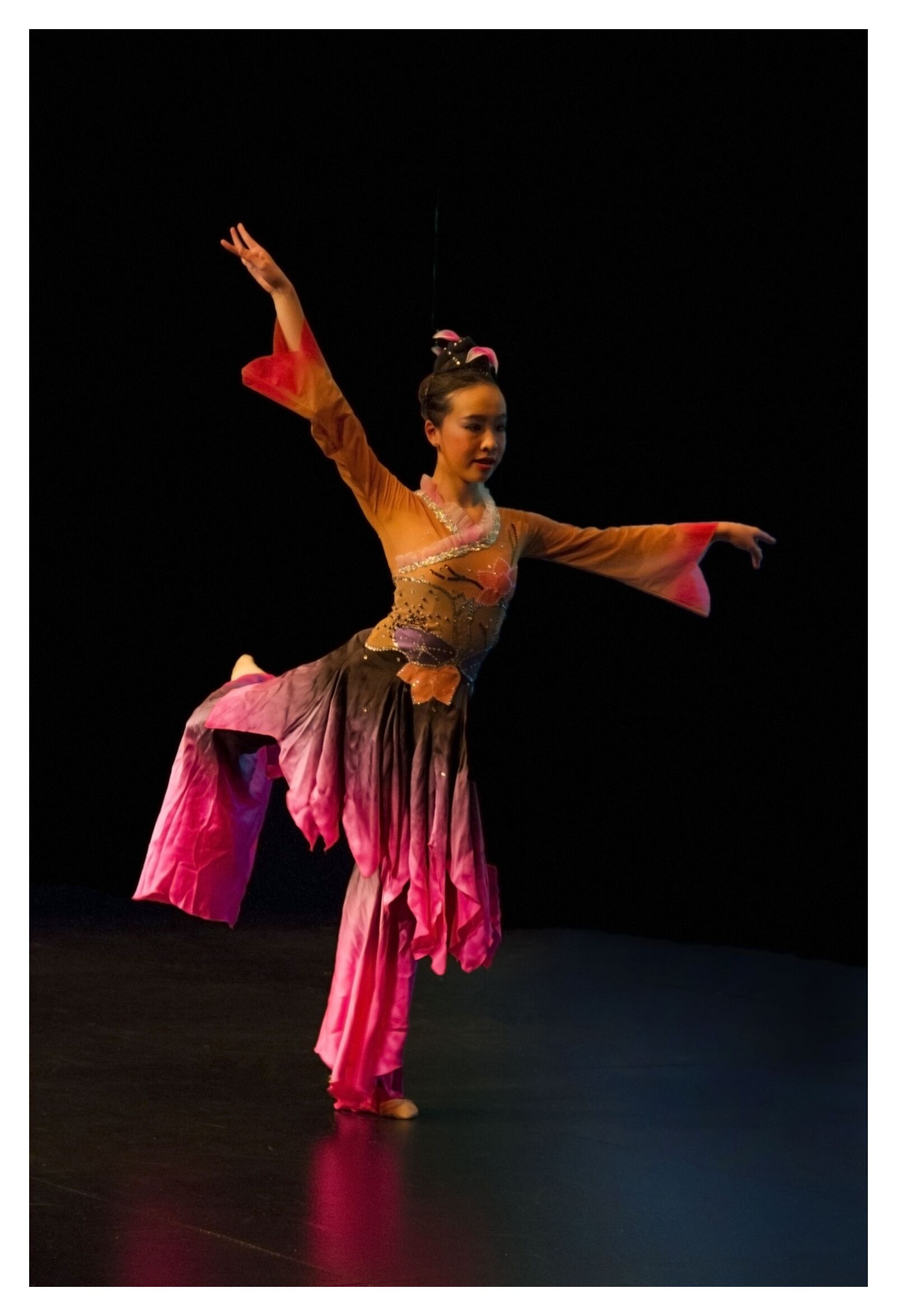 Canon EOS 7D sample photo. Dance, pose, female photography