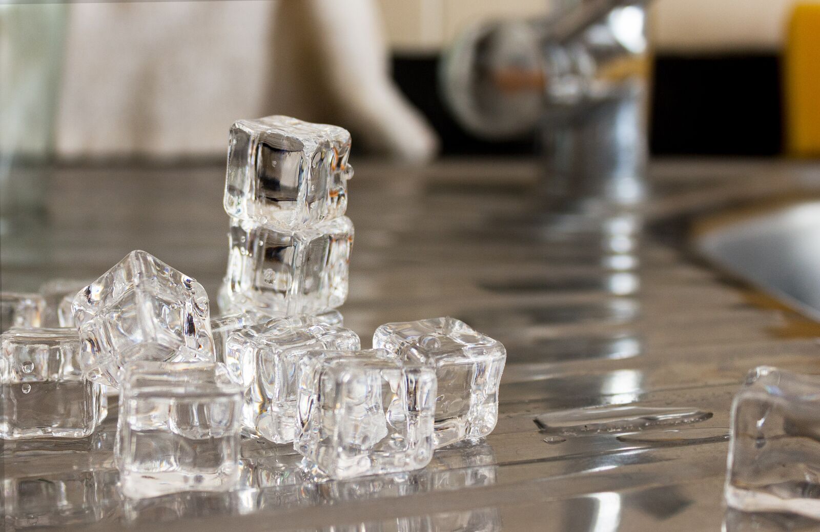 Canon EOS 700D (EOS Rebel T5i / EOS Kiss X7i) sample photo. Ice, home, the drink photography