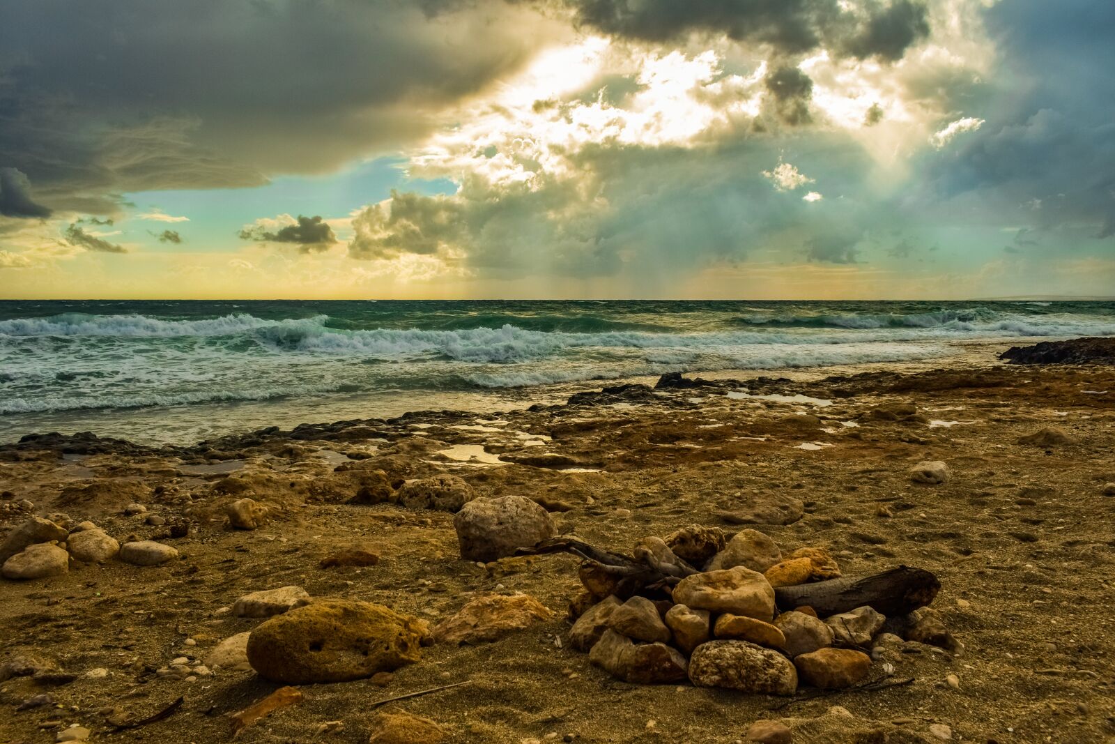 Nikon D3300 sample photo. Beach, coast, stones photography