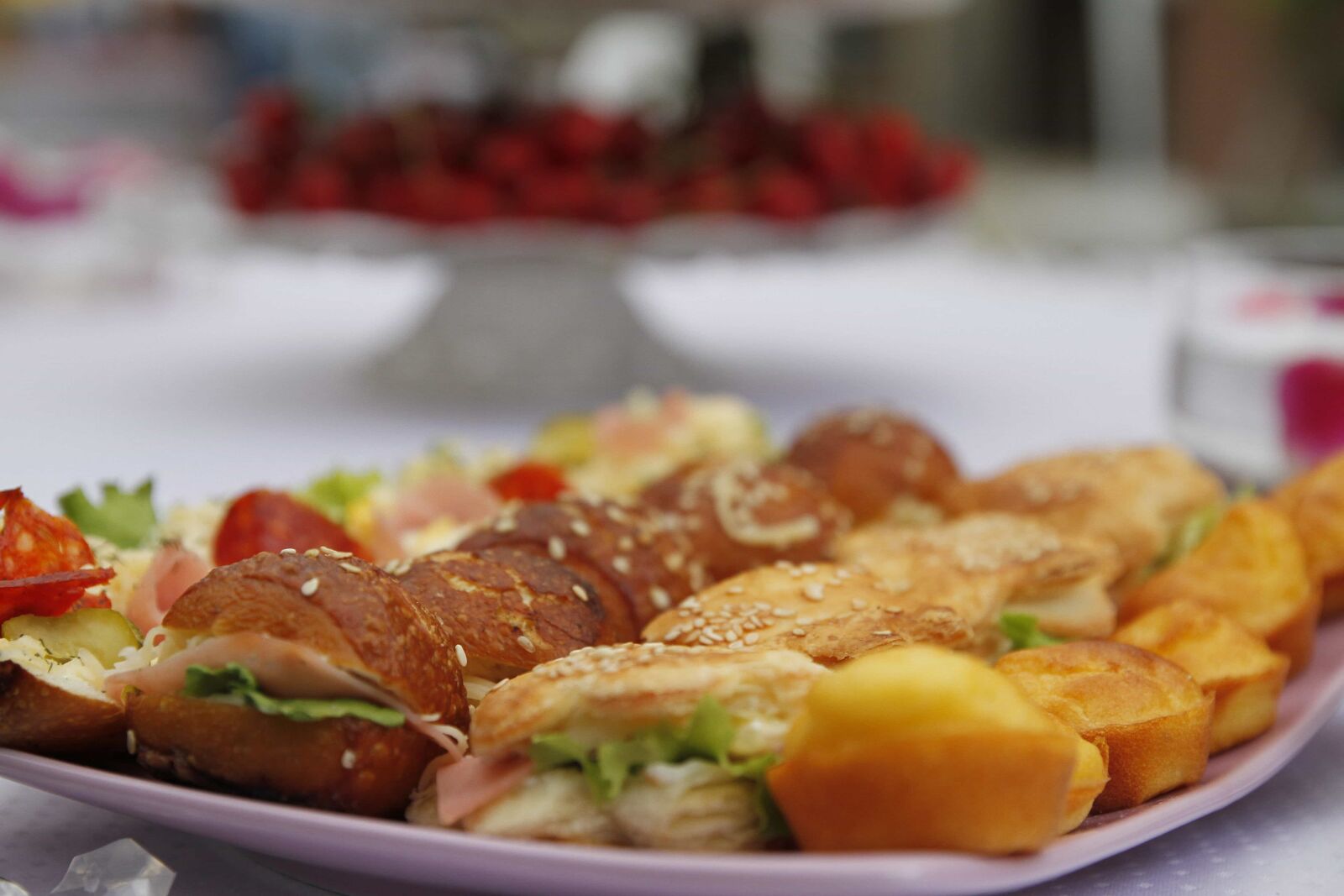 Canon EOS 7D sample photo. Baked goods, miniature, sandwich photography