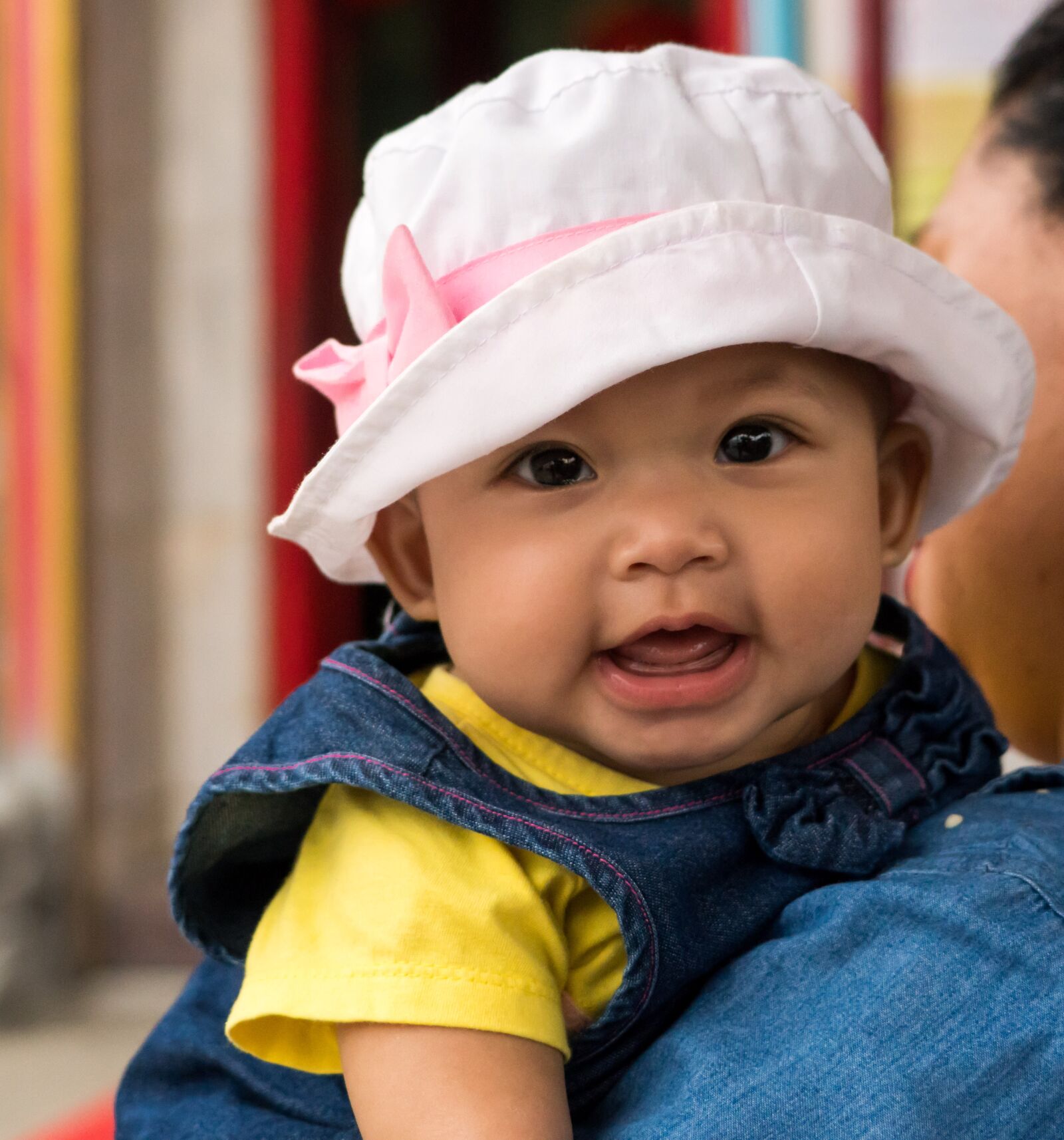 Sony a7R II + Sony FE 24-240mm F3.5-6.3 OSS sample photo. Baby, people person, happy photography