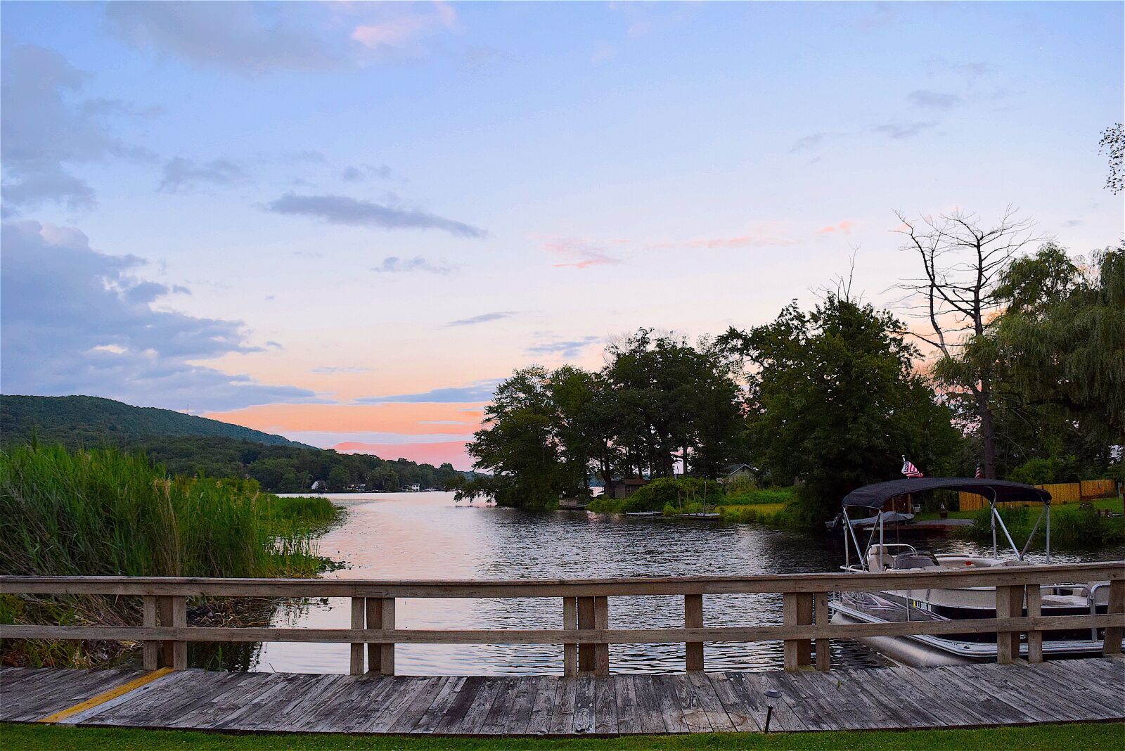 Nikon D3300 sample photo. Dock, lake, boat photography
