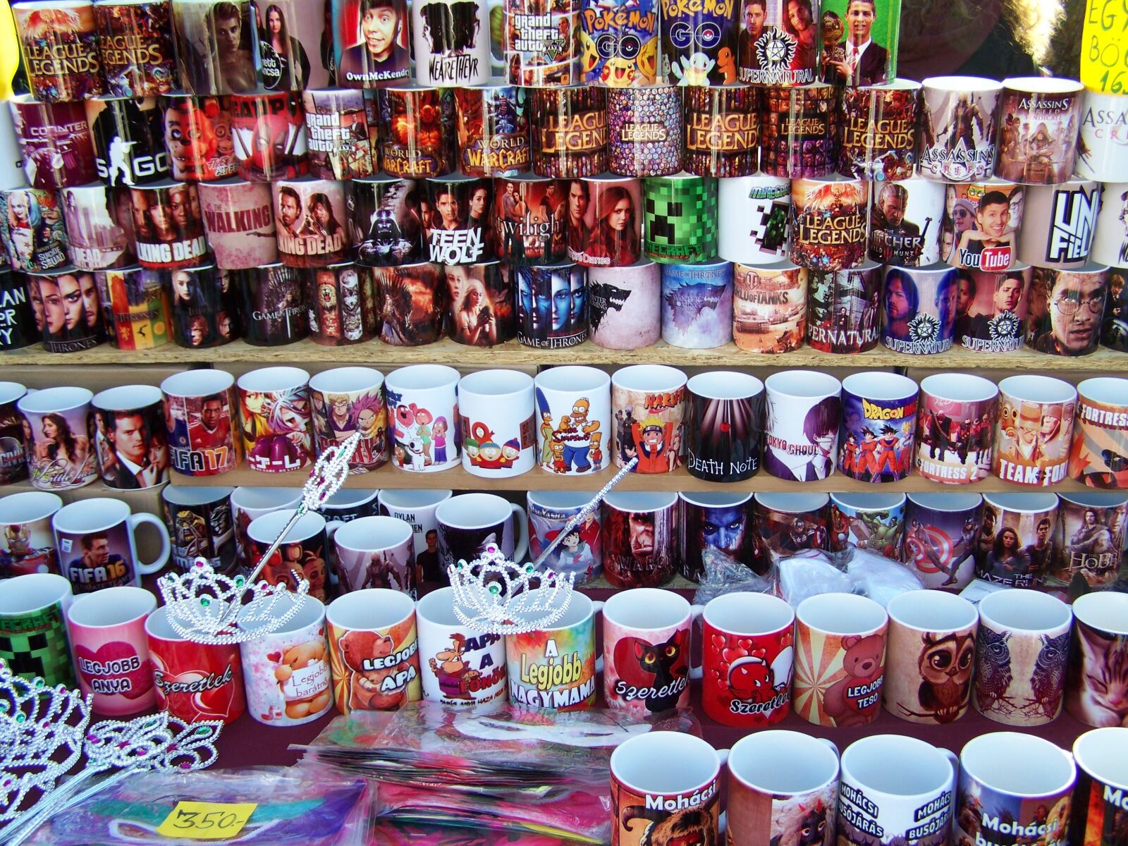 Kodak EASYSHARE ZD710 ZOOM DIGITAL CAMERA sample photo. Cups, ceramic, color photography