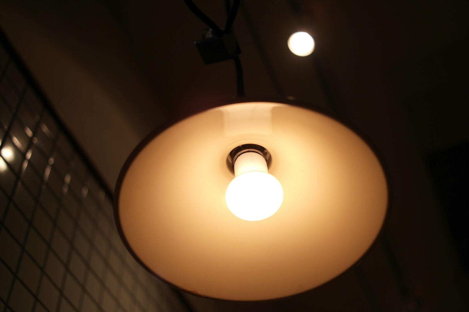 Samsung NX1000 sample photo. Lighting, light, vivid photography