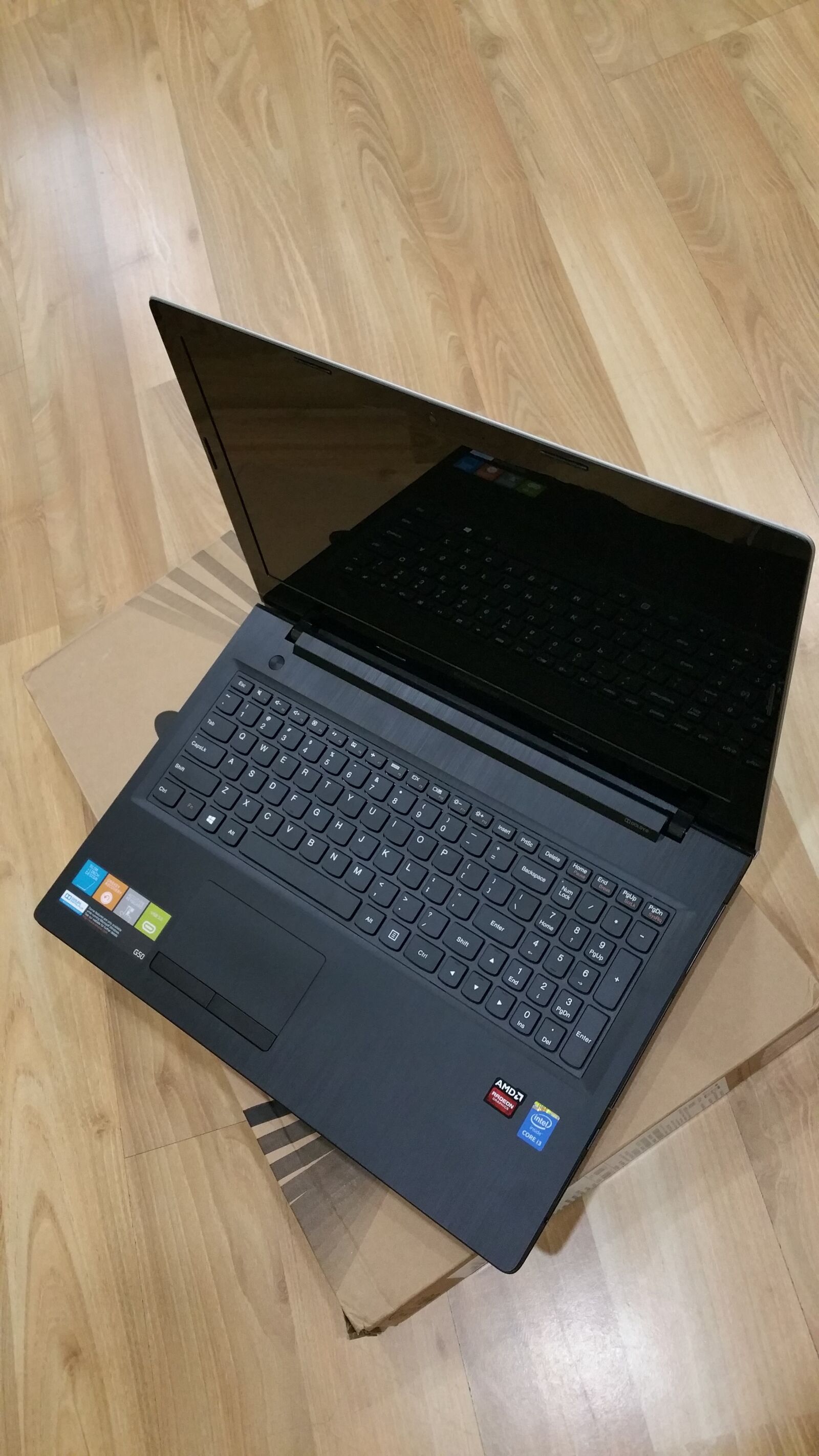 Samsung Galaxy Note4 sample photo. Black, brown, computer, laptop photography