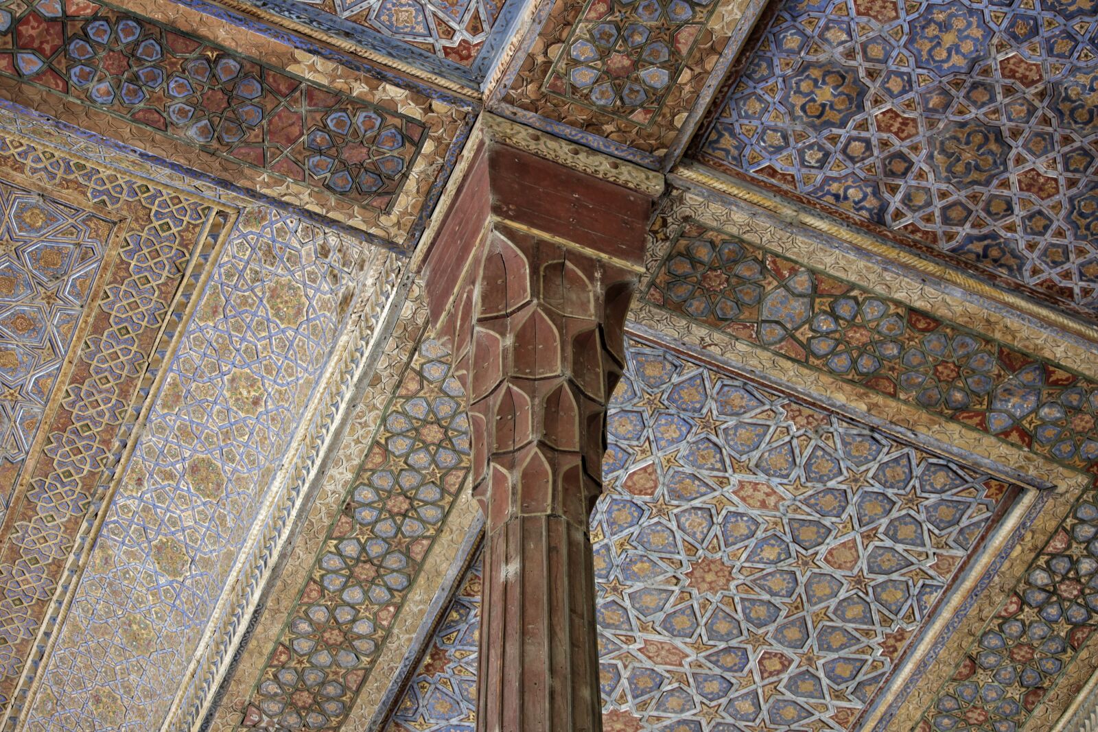 Canon EOS 100D (EOS Rebel SL1 / EOS Kiss X7) sample photo. Decoration, architecture, mosaic photography
