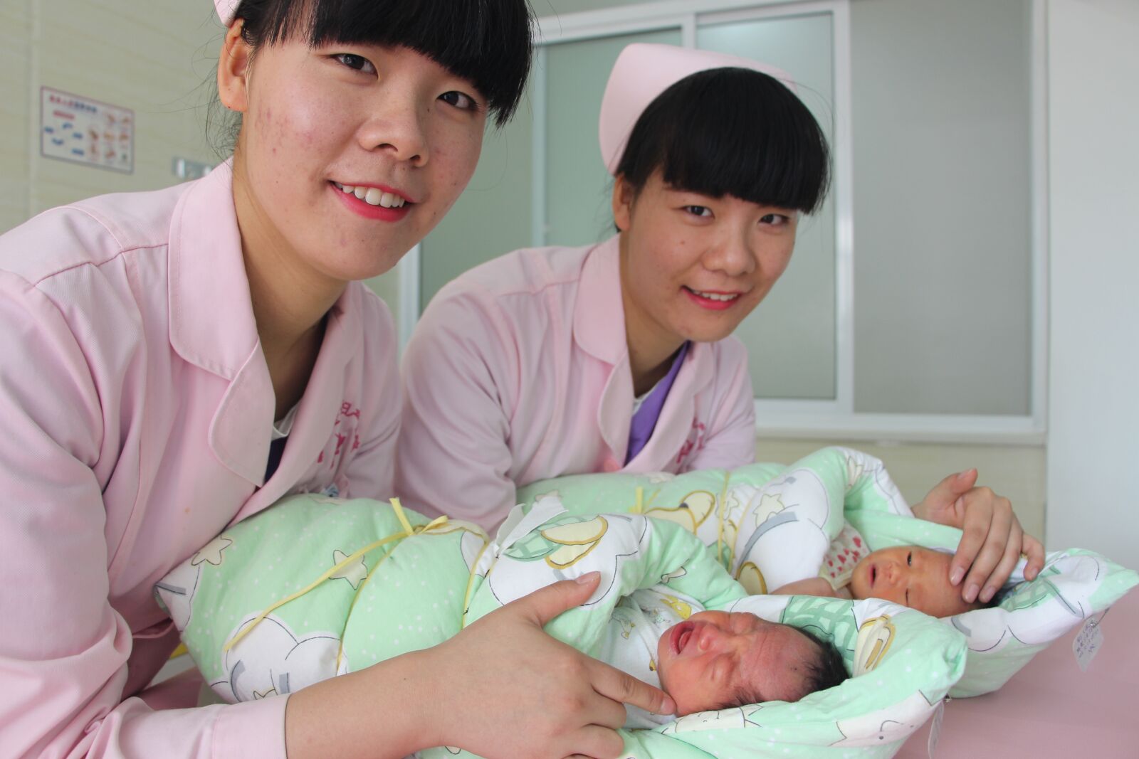 Canon EOS 700D (EOS Rebel T5i / EOS Kiss X7i) sample photo. Twin sisters, saint ann photography