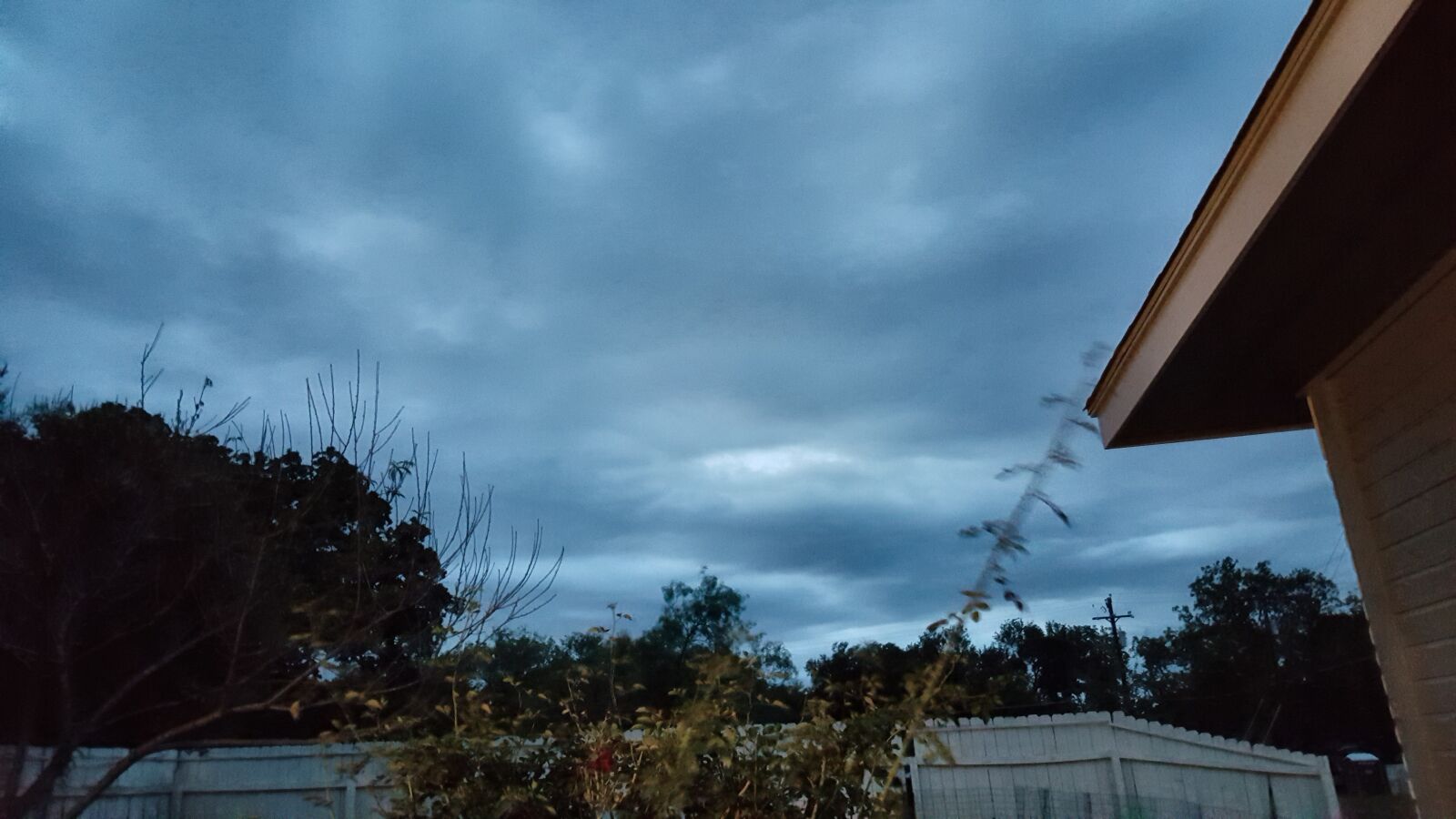 Samsung Galaxy Note5 sample photo. Cloudy, cloudy, sky, nightsky photography