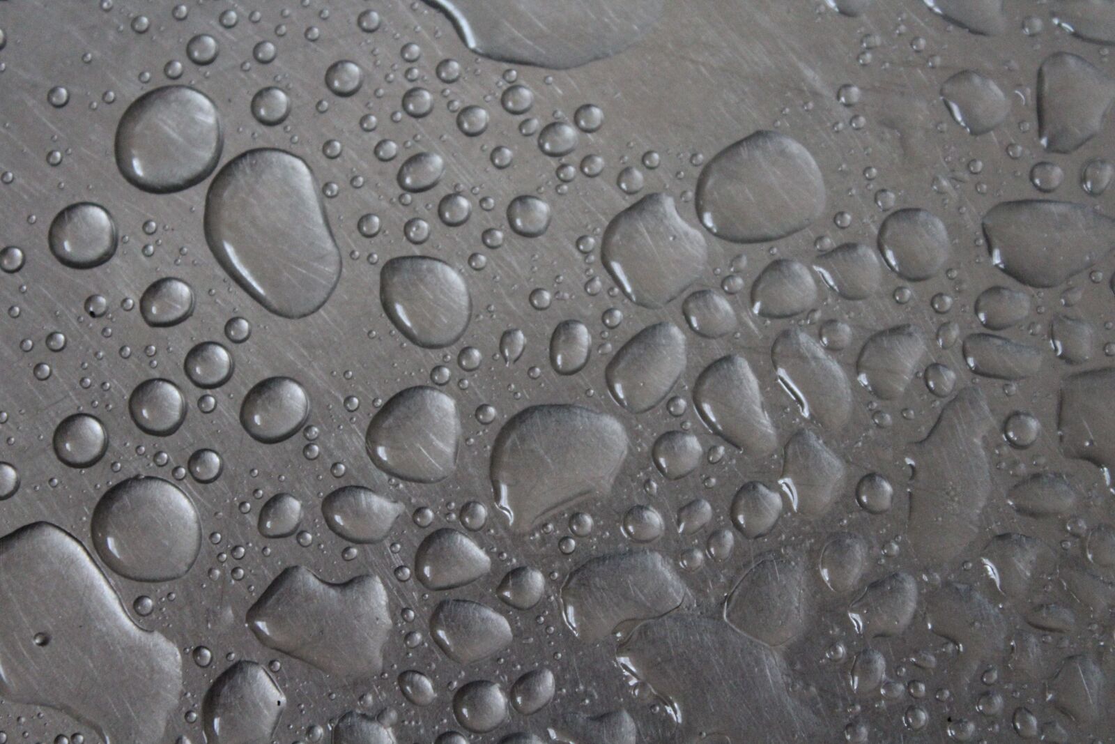 Canon EOS 1200D (EOS Rebel T5 / EOS Kiss X70 / EOS Hi) sample photo. Drops of water, water photography