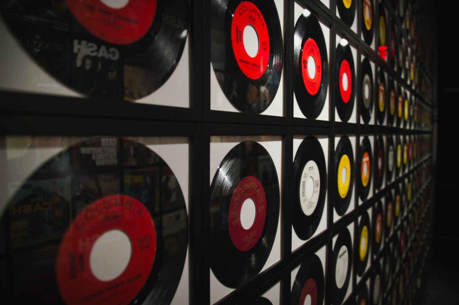 Nikon D3200 sample photo. Record, vinyl, music photography