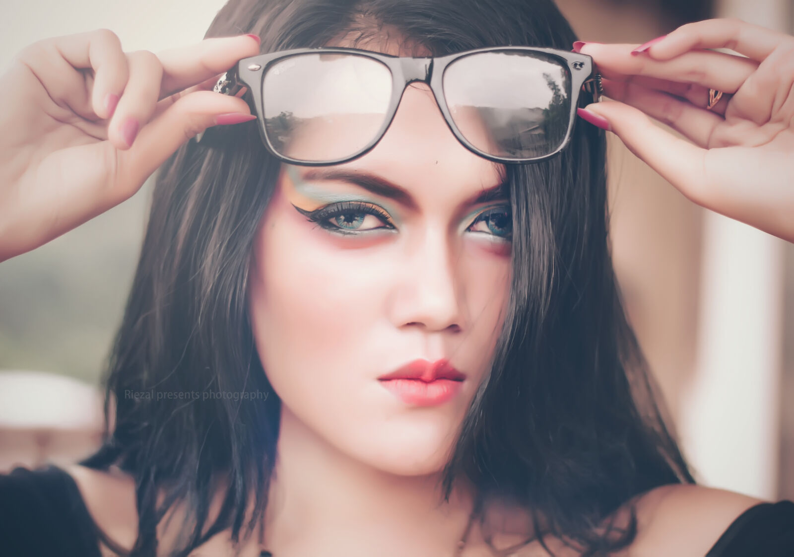 Canon EOS 60D + Canon EF 50mm F1.8 II sample photo. Cute, elegant, eye, fashion photography