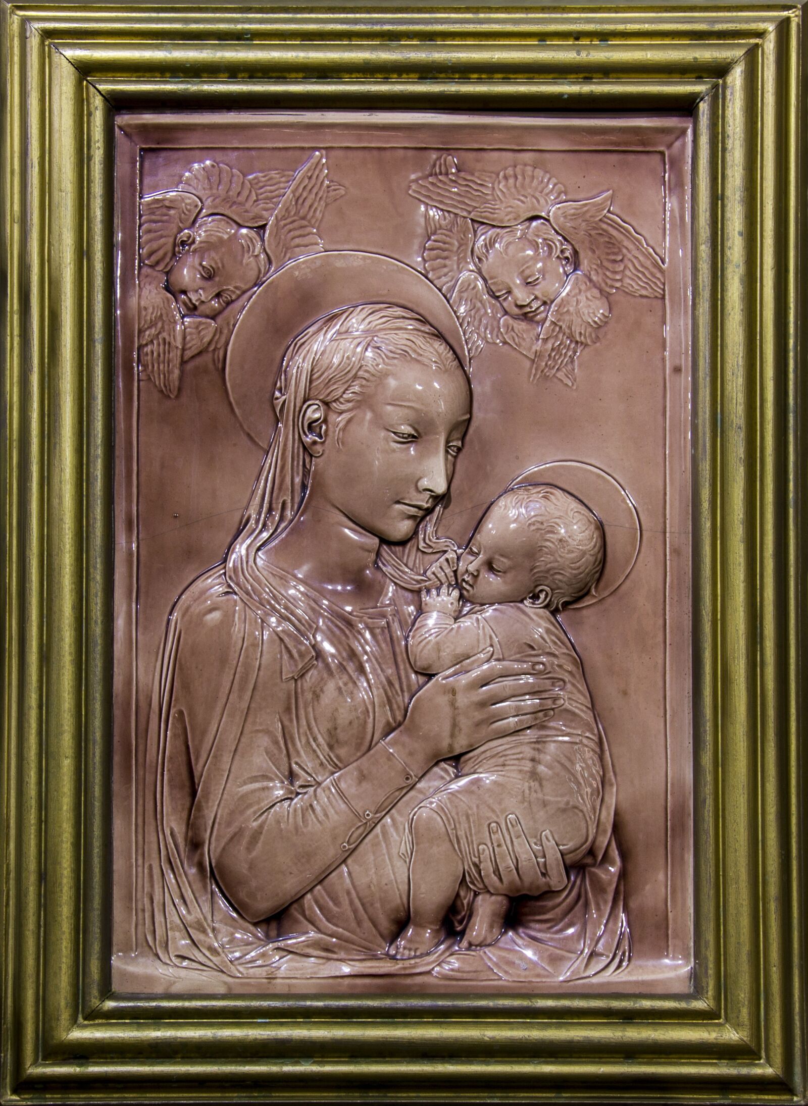 Canon EF-S 18-200mm F3.5-5.6 IS sample photo. Madonna, baby, angels photography