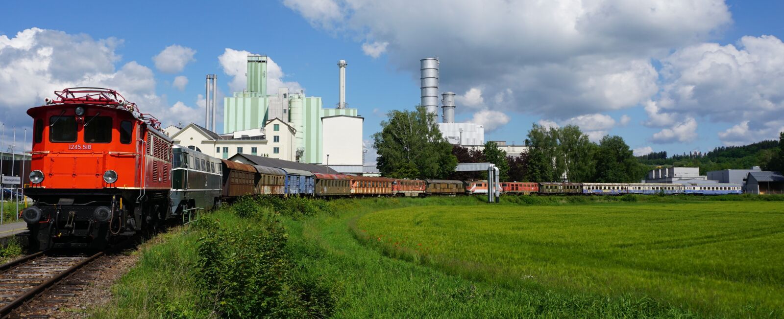 Sony a6000 sample photo. Train, railway, rails photography