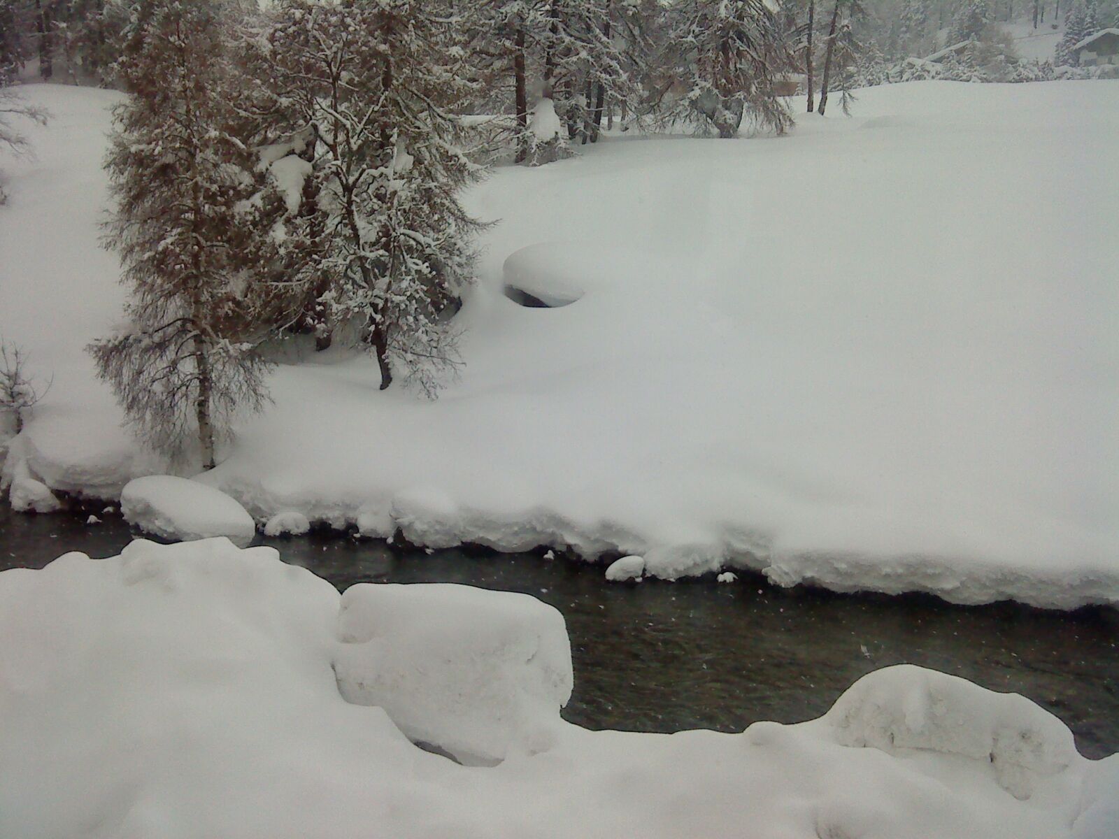 Sony Ericsson W890i sample photo. Winter, stream, snow photography