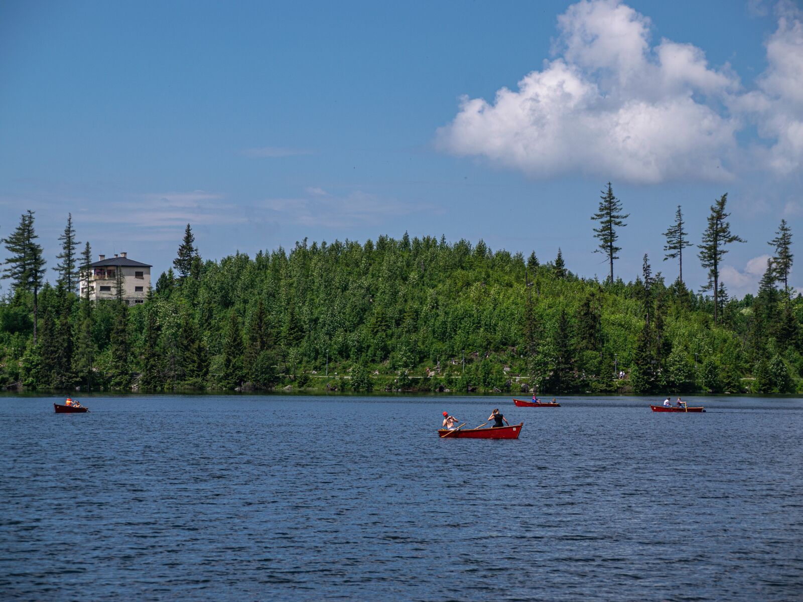Tamron 18-200mm F3.5-6.3 Di II VC sample photo. Lake, water, landscape photography