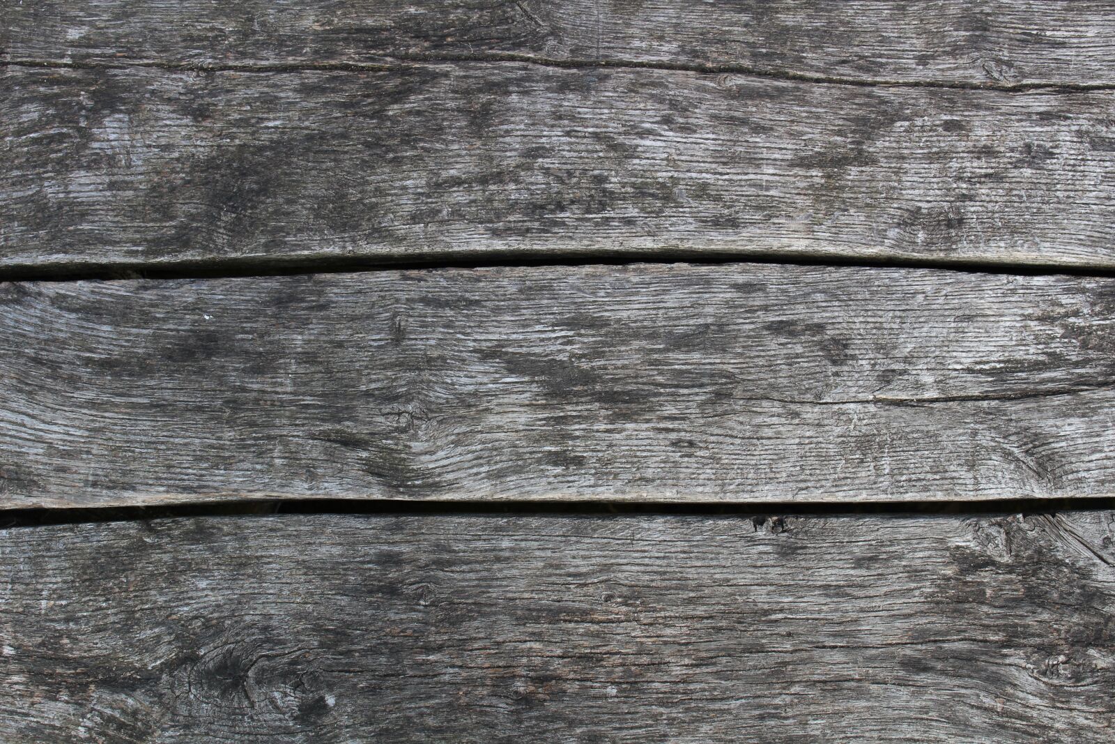 Canon EOS 700D (EOS Rebel T5i / EOS Kiss X7i) sample photo. Wood, close up, boards photography
