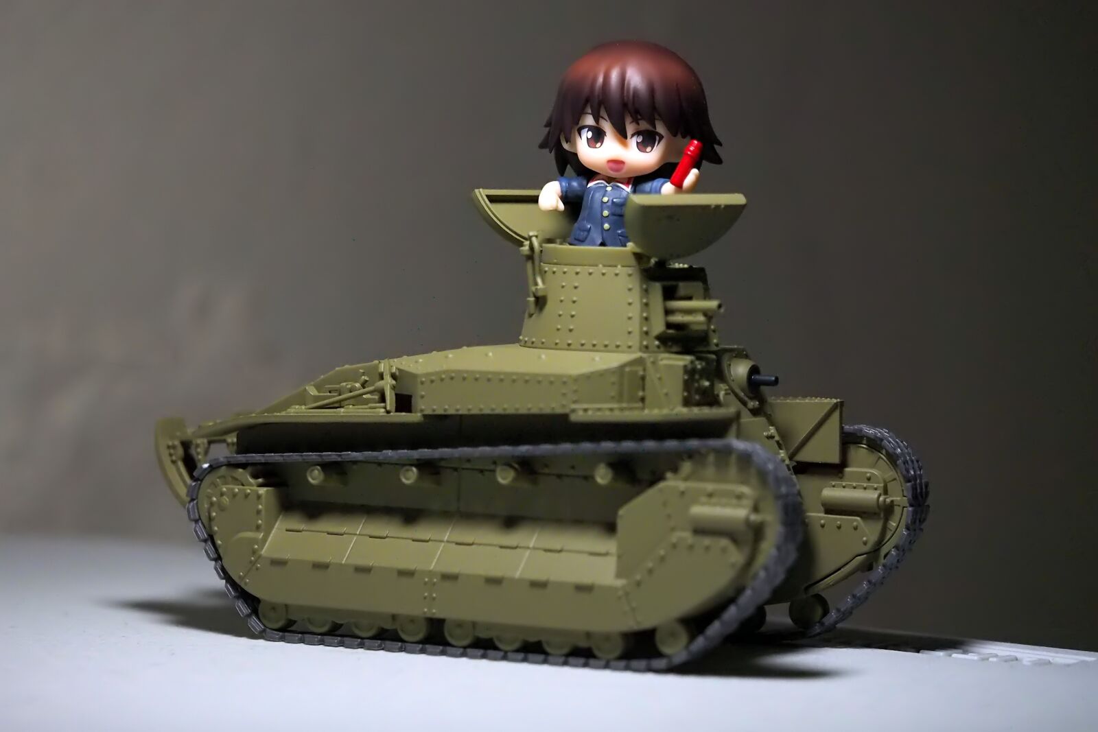 Olympus M.Zuiko Digital ED 60mm F2.8 Macro sample photo. Tank, girls, and photography