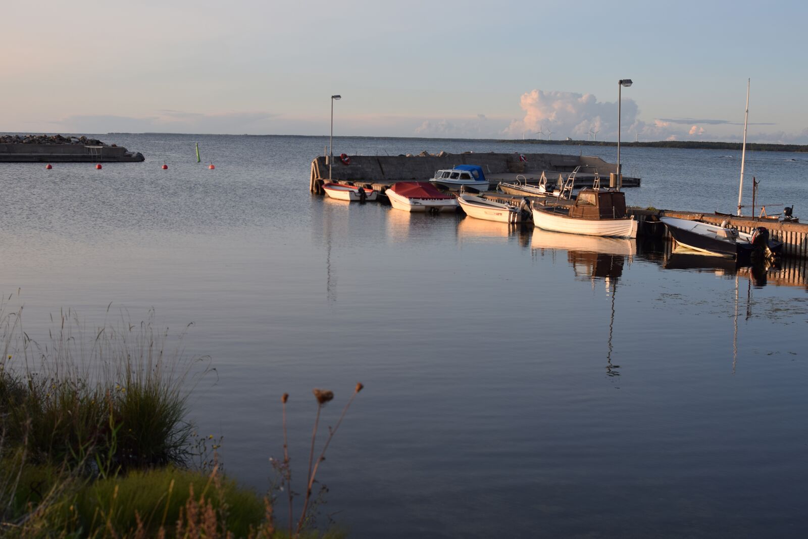 Nikon D5300 sample photo. Evening sun, djupvik, port photography