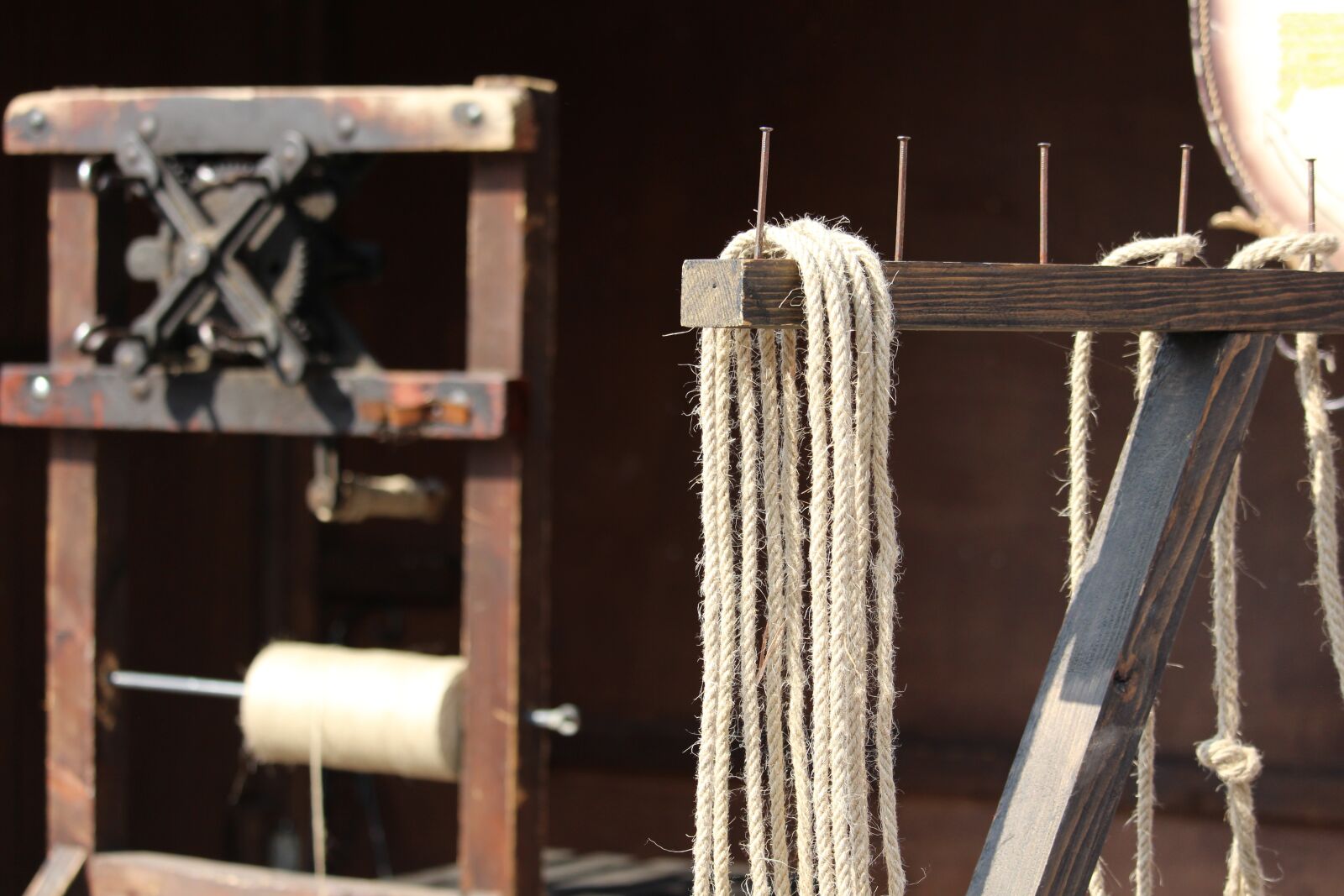 Canon EOS 700D (EOS Rebel T5i / EOS Kiss X7i) sample photo. Rope-maker, rope making, historically photography