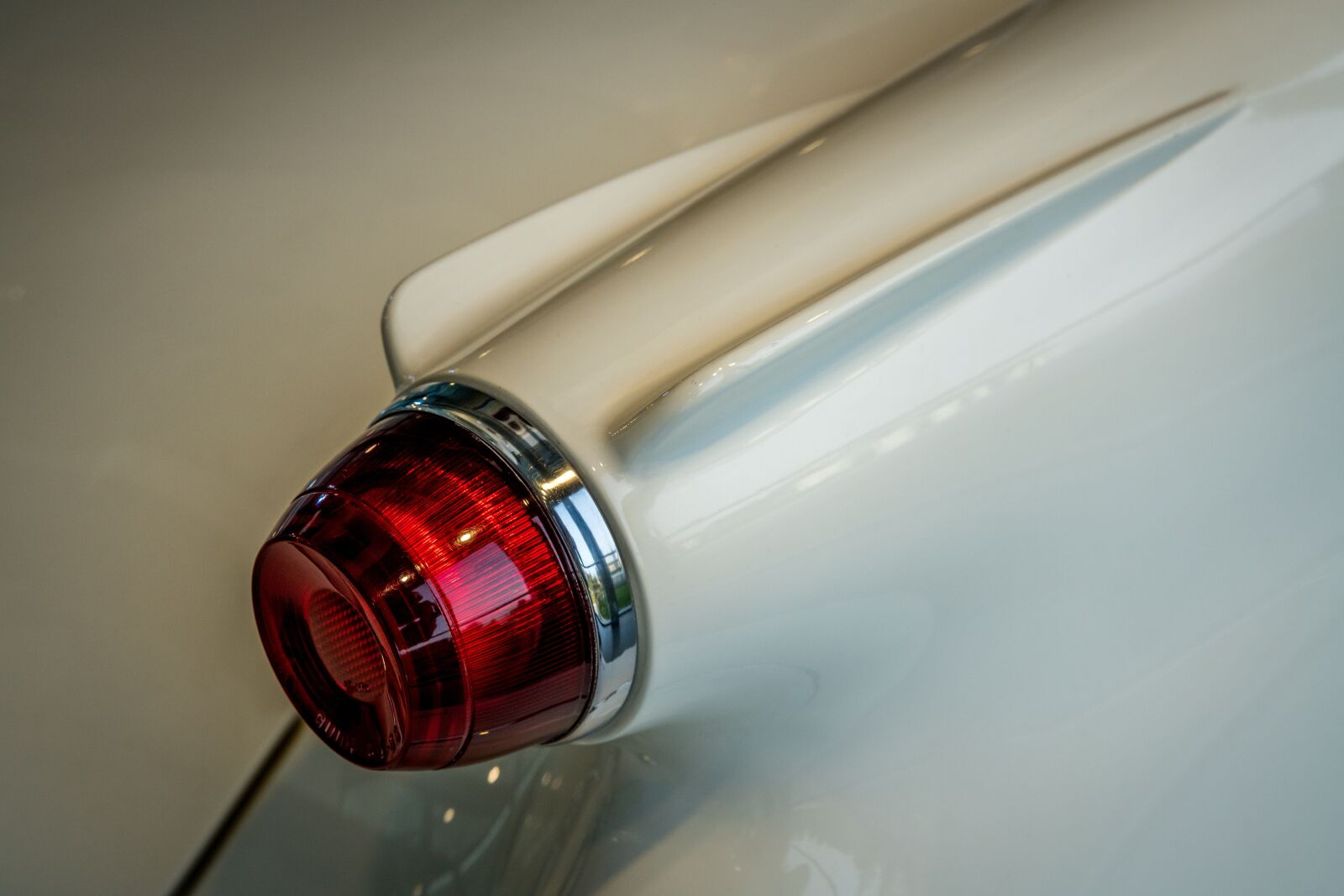 Nikon D850 sample photo. Back light, oldtimer, chevrolet photography