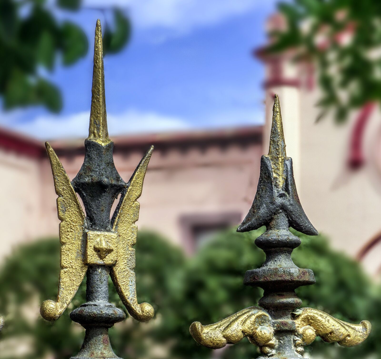 Sony a6000 sample photo. Sculpture, ornament, architecture photography