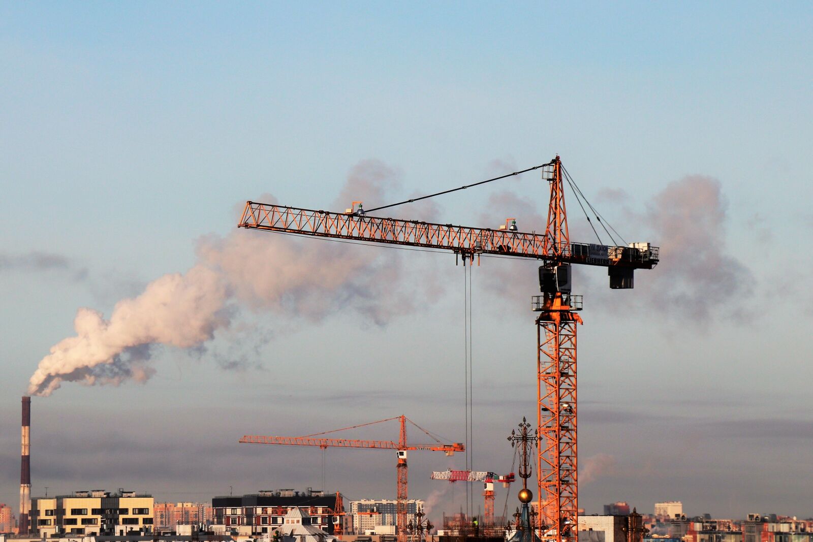Canon EOS 77D (EOS 9000D / EOS 770D) sample photo. City, crane, construction photography