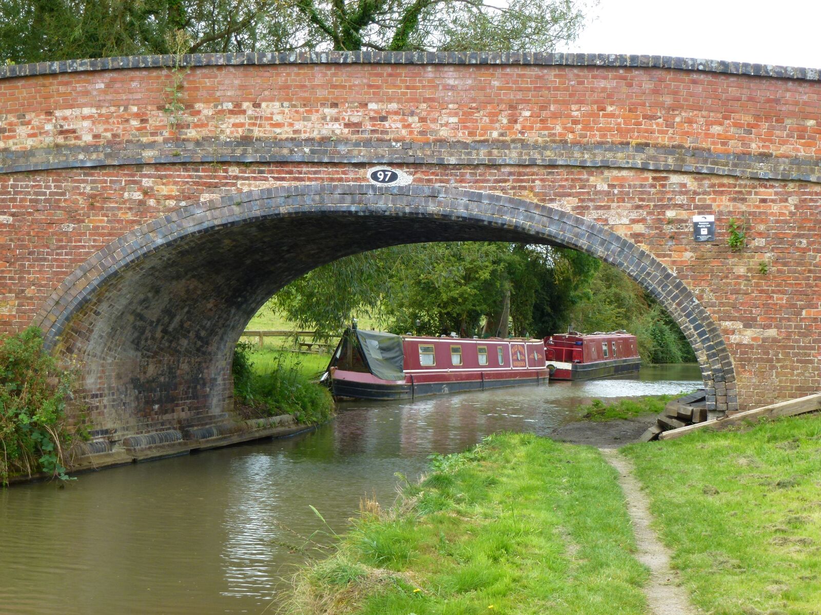 Panasonic Lumix DMC-ZS10 (Lumix DMC-TZ20 / Lumix DMC-TZ22) sample photo. Canal, boat, towpath photography