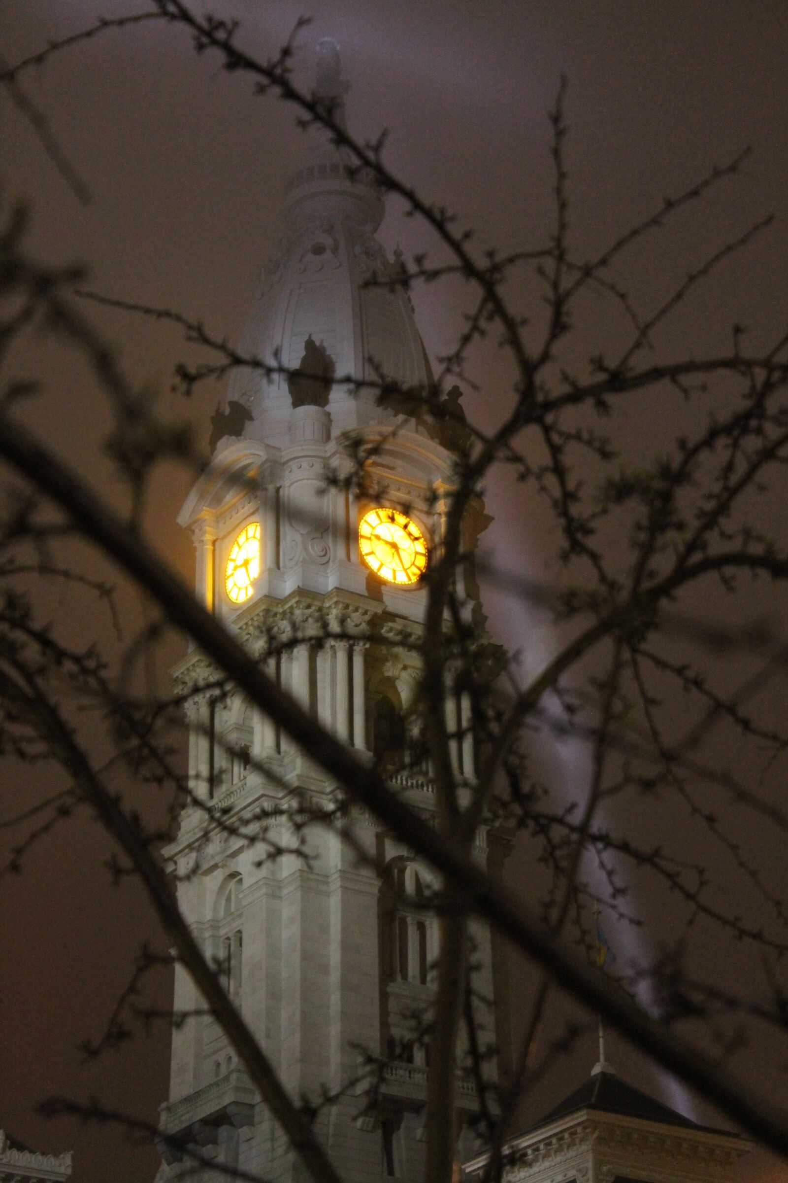 Canon EOS 1100D (EOS Rebel T3 / EOS Kiss X50) sample photo. Fog, architecture, building photography