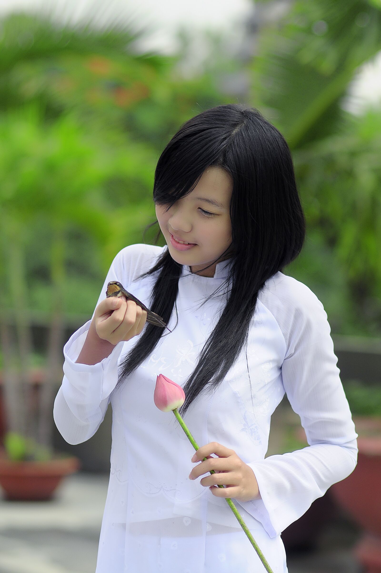 Nikon D90 sample photo. Girl, white clothing, pretty photography