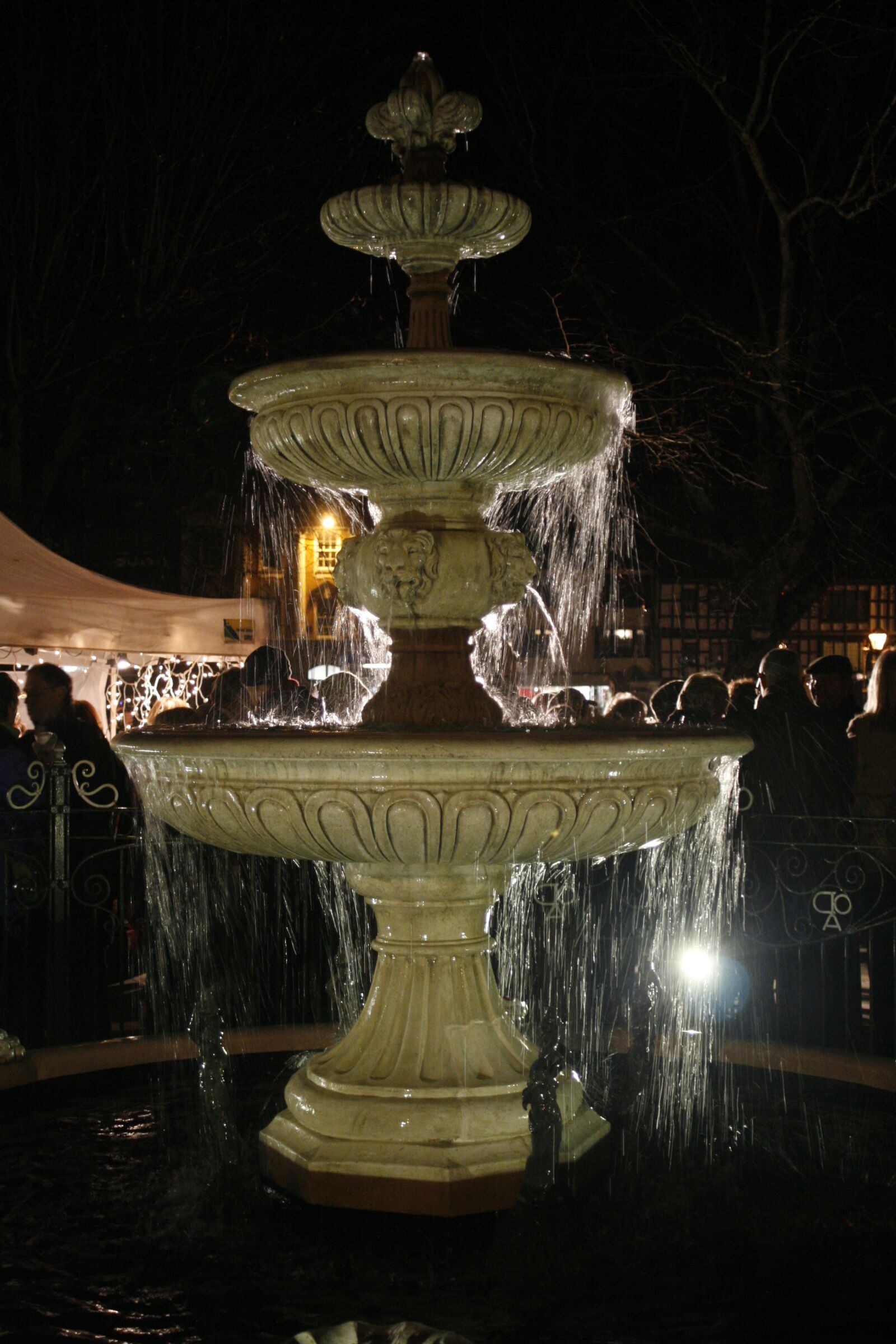 Canon EOS 30D sample photo. Fountain, dartmouth, water photography