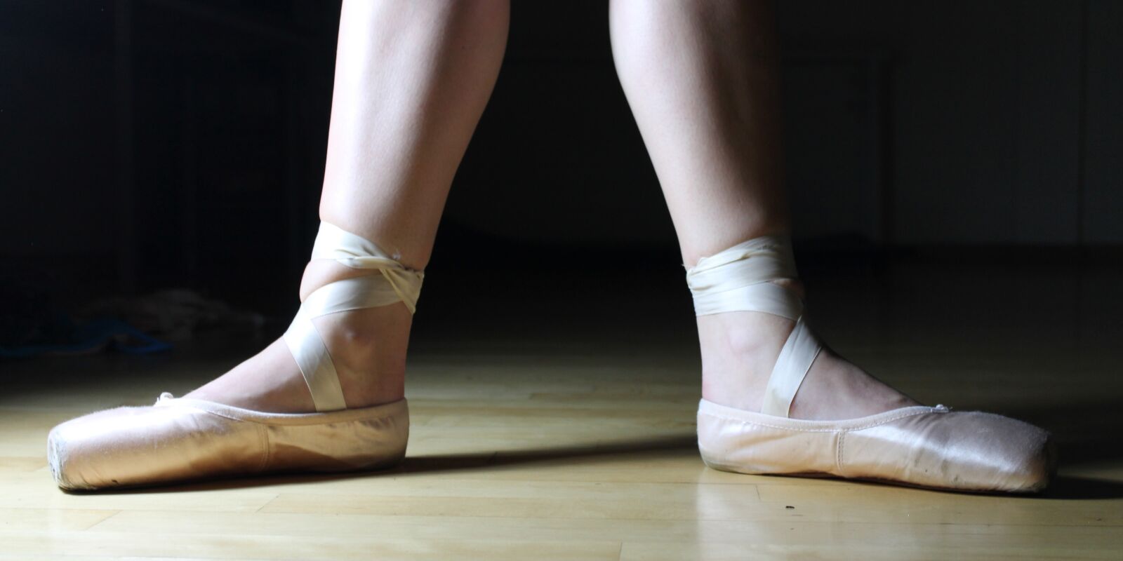 Canon EOS 1100D (EOS Rebel T3 / EOS Kiss X50) sample photo. Ballet feet, ballet shoes photography