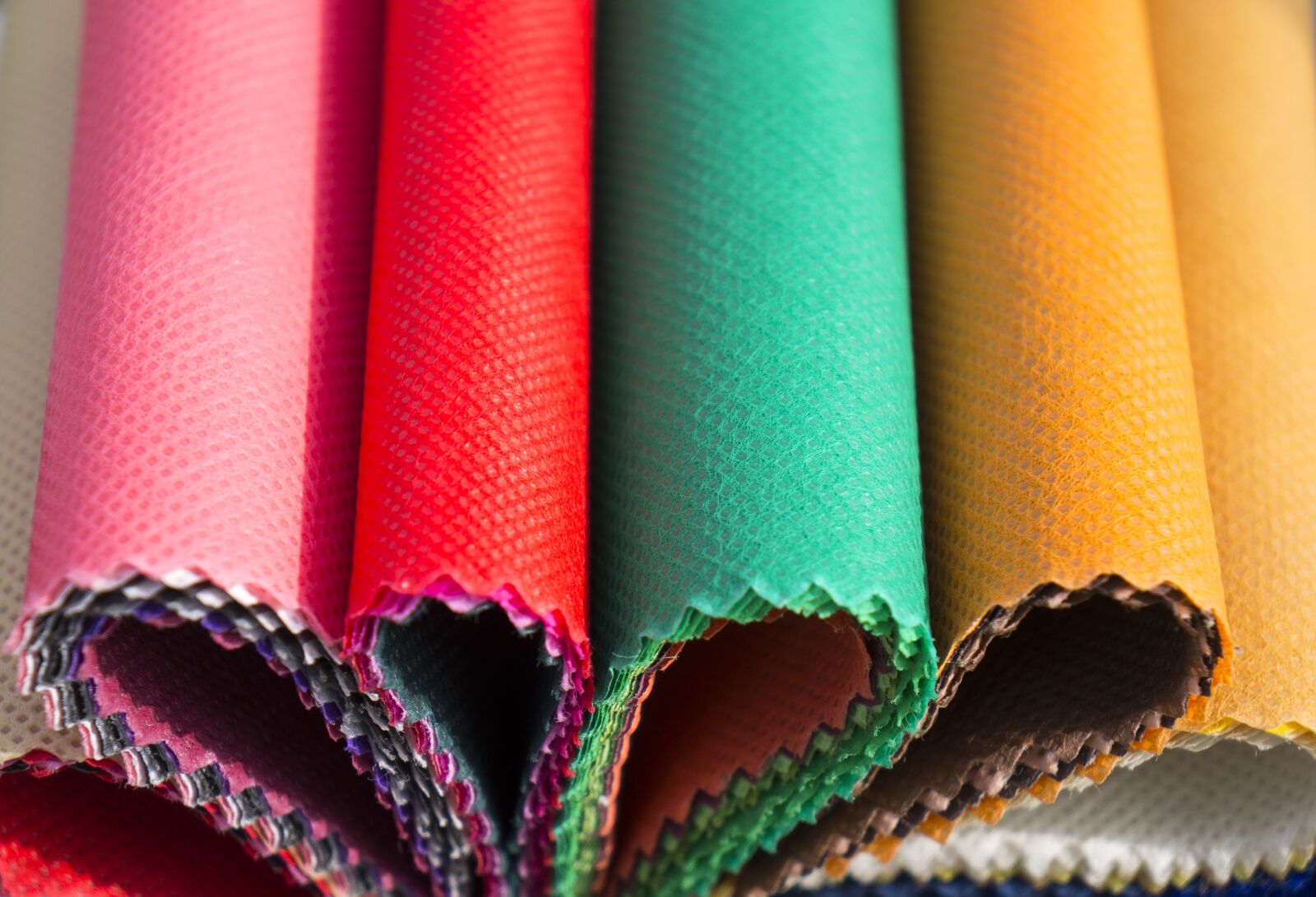 Sony Alpha NEX-F3 + Sony E 18-55mm F3.5-5.6 OSS sample photo. Material, non-woven fabric, fabric photography