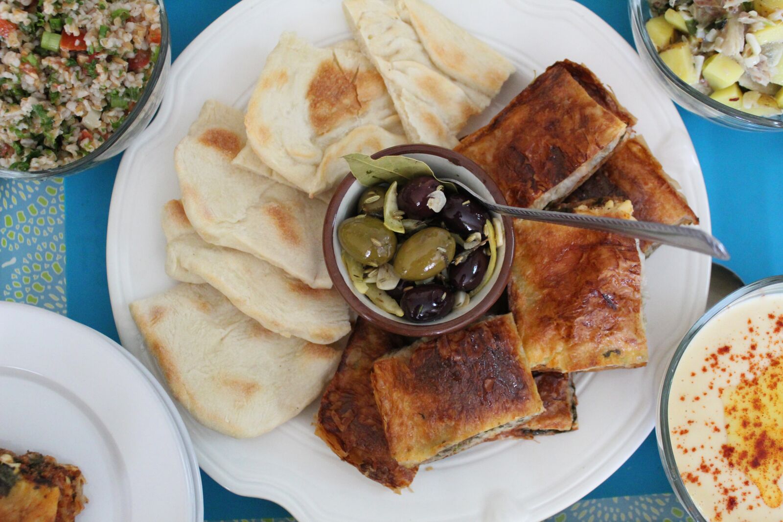 Canon EOS 1300D (EOS Rebel T6 / EOS Kiss X80) sample photo. Pita, burek, mezze platter photography