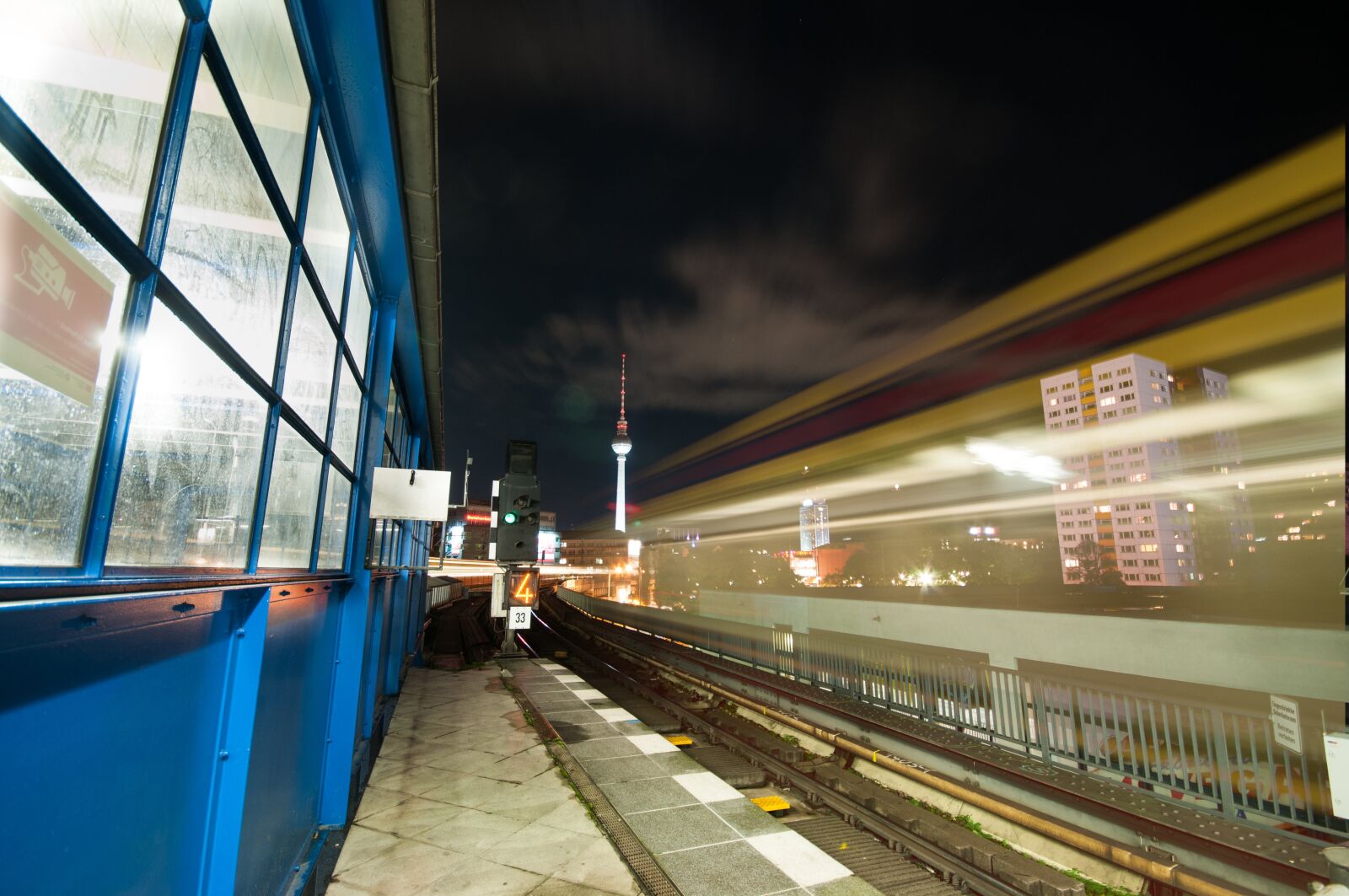 Nikon D300S sample photo. Transportation system, road, traffic photography