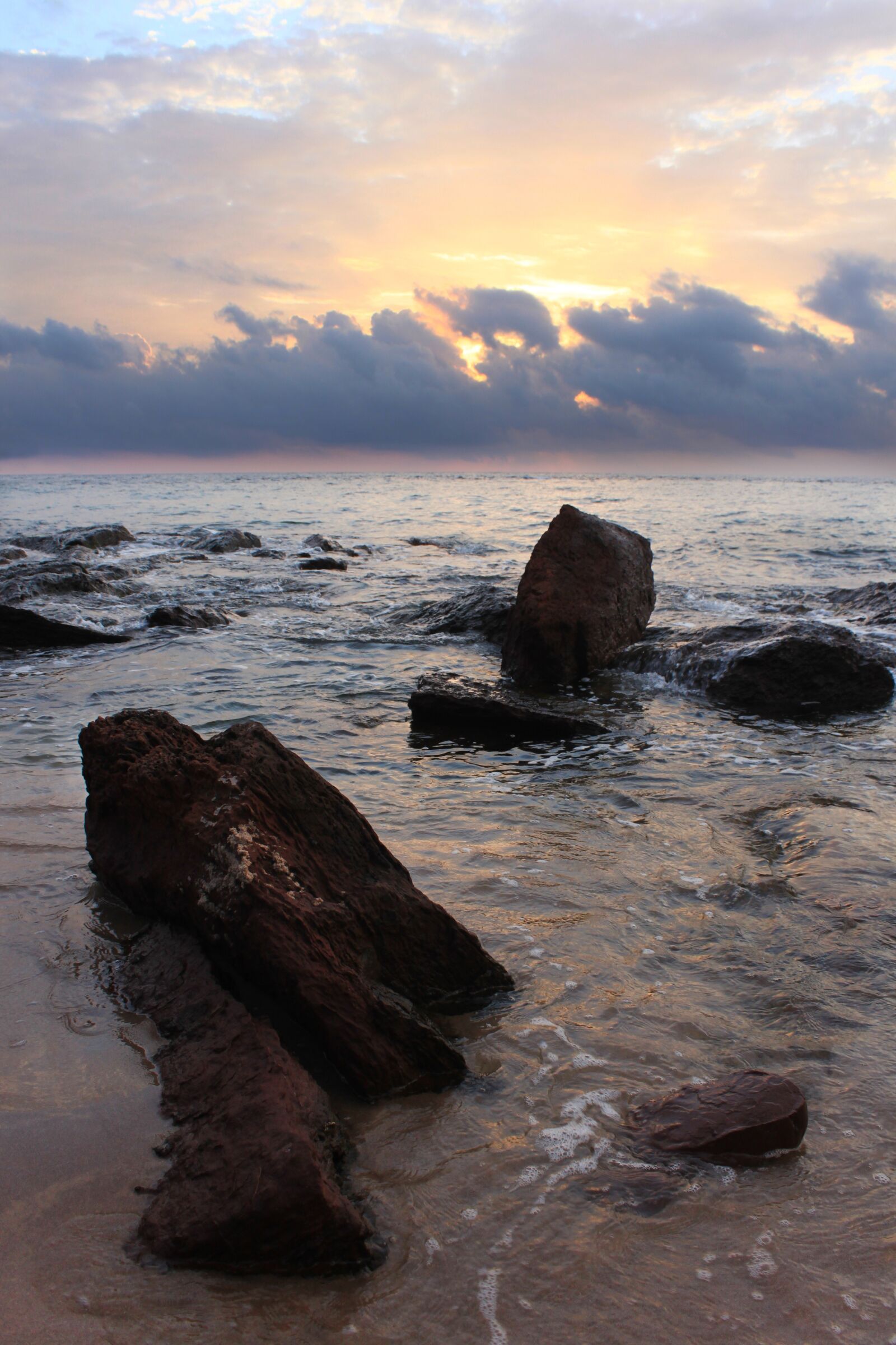 Canon EOS 500D (EOS Rebel T1i / EOS Kiss X3) sample photo. Marine, beach, coastline photography