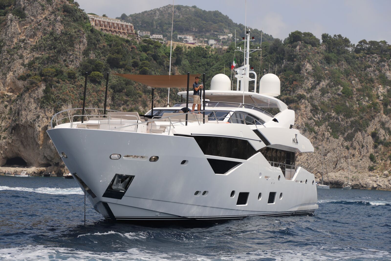 Canon EF 24-105mm F4L IS II USM sample photo. Yacht, sea, boat photography