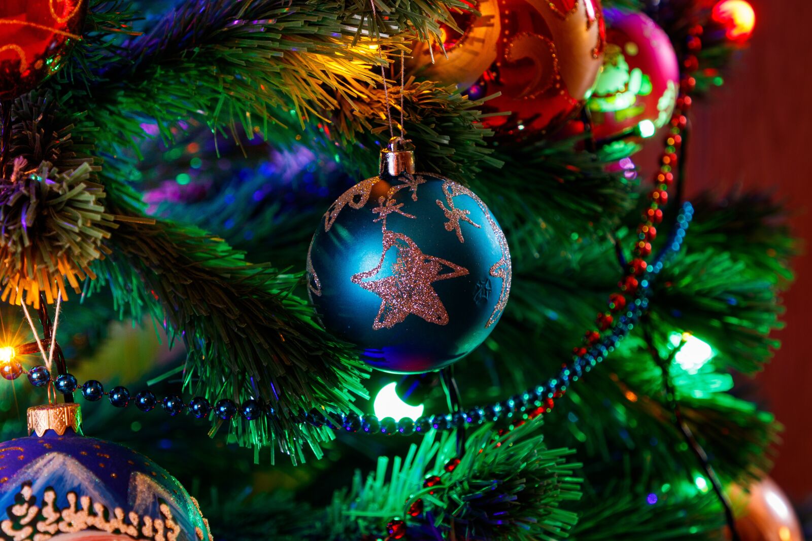 Canon EF 24-105mm F4L IS II USM sample photo. New year's eve, christmas photography